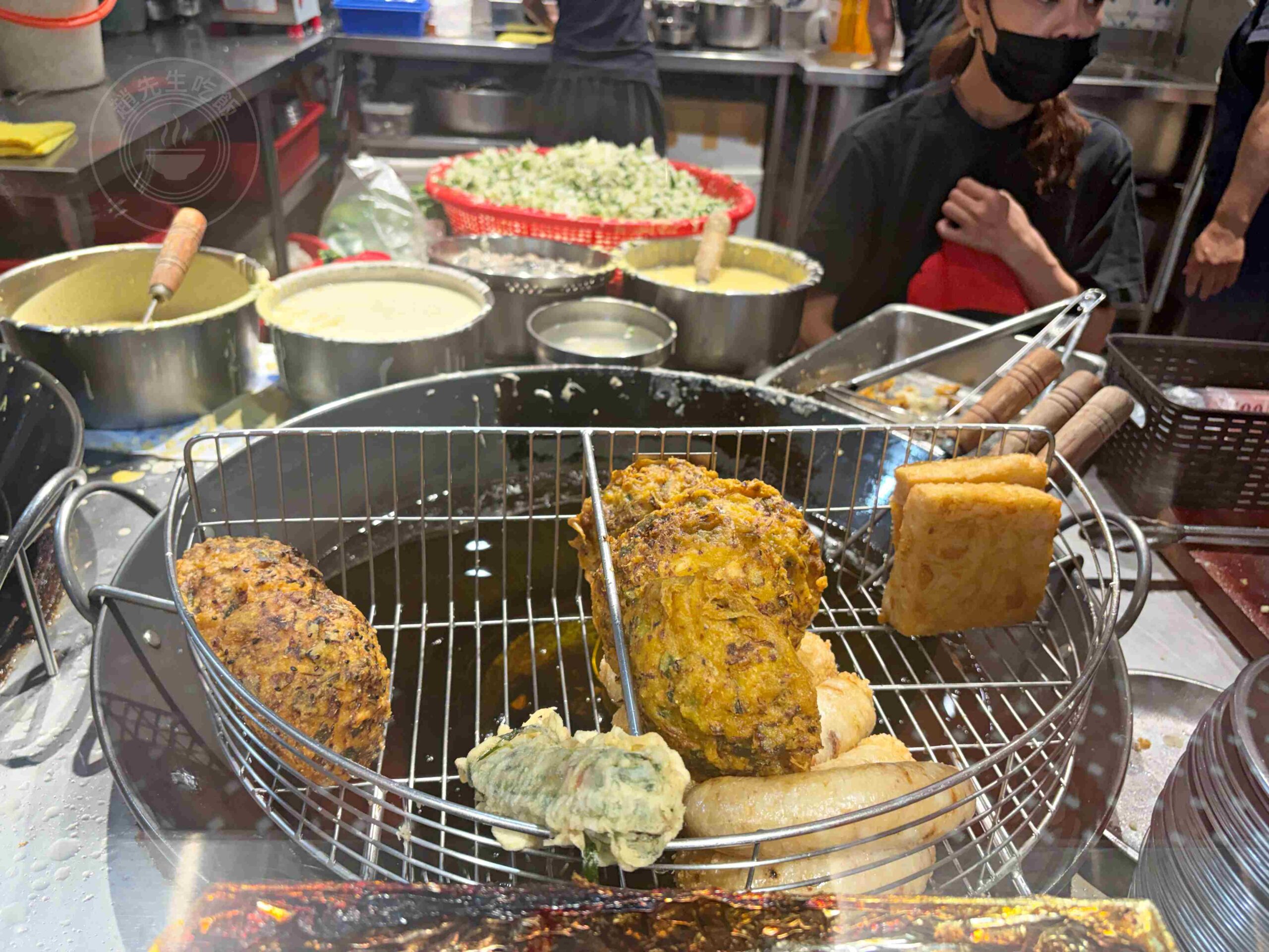 【大同區美食】蔡記迪化街古早味蚵嗲，迪化街巷弄內有冷氣的超人氣小吃推薦(菜單) @趙先生吃飯