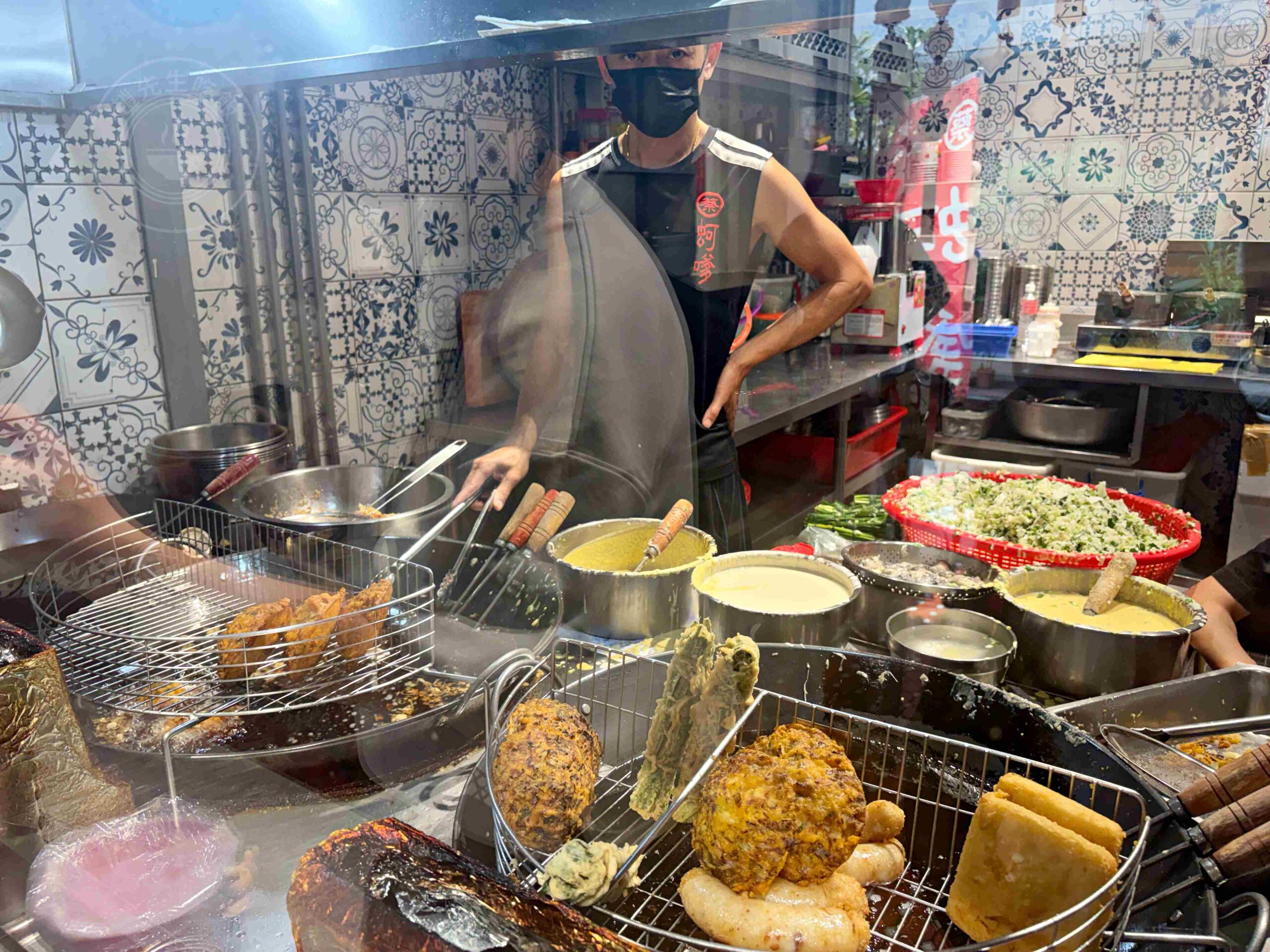 【大同區美食】蔡記迪化街古早味蚵嗲，迪化街巷弄內有冷氣的超人氣小吃推薦(菜單) @趙先生吃飯