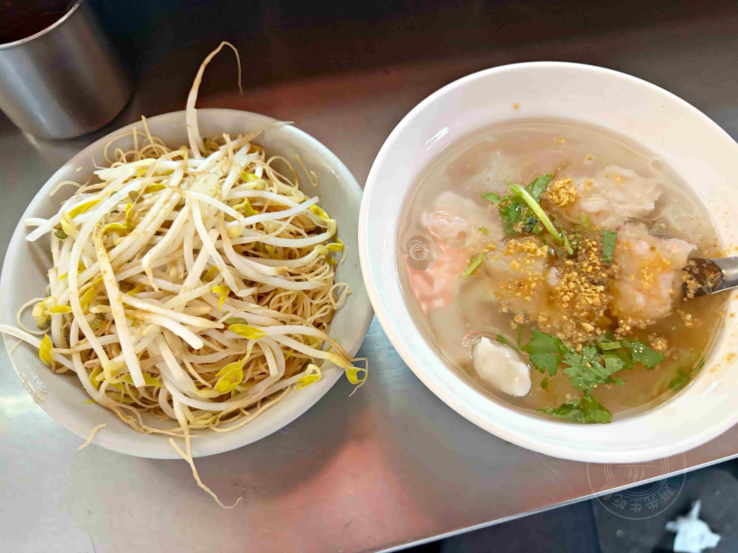 【雙連美食】雙連文記花枝羹，40年老字號清甜蘿蔔白羹配超大塊花枝推薦(菜單) @趙先生吃飯