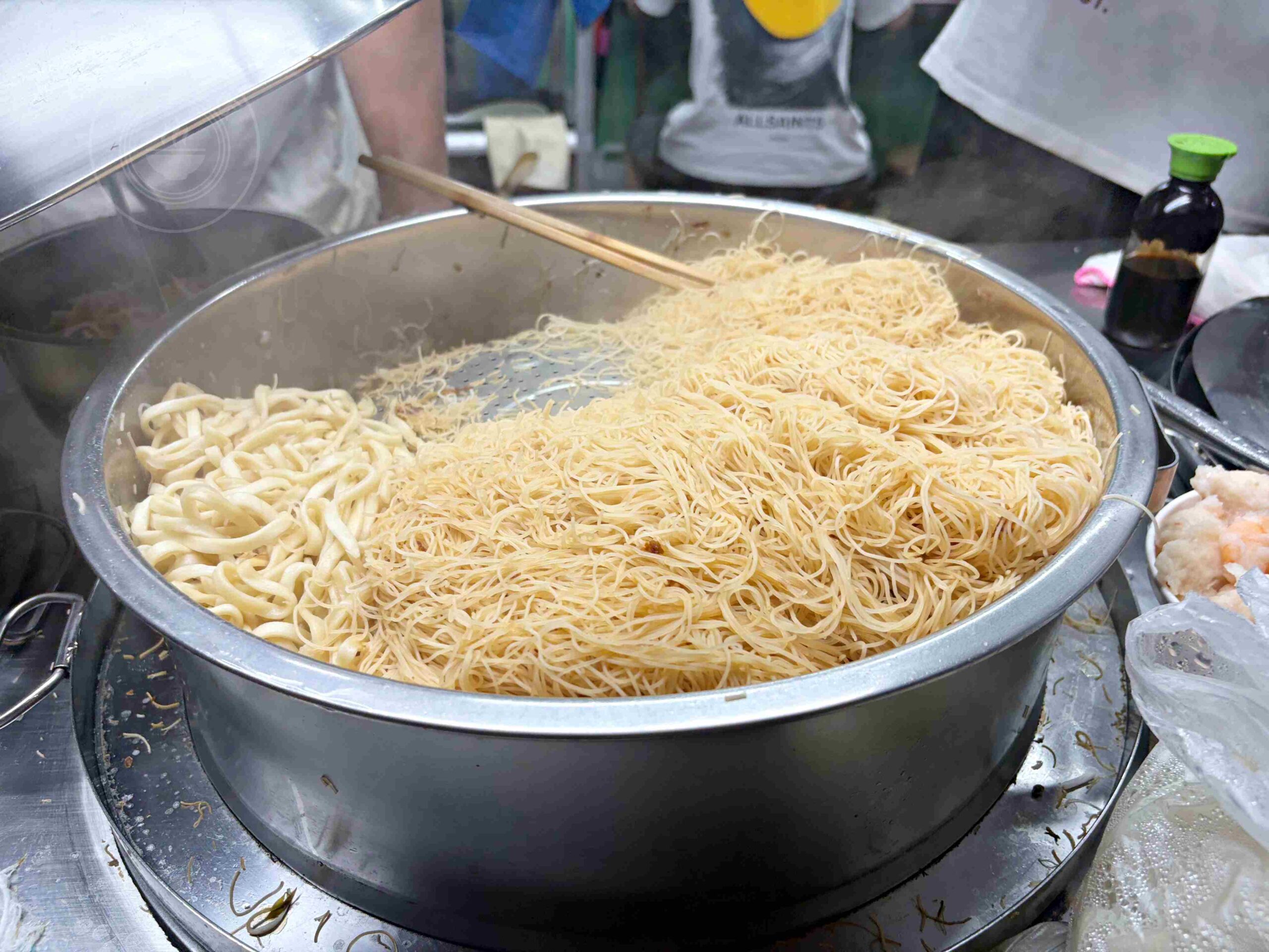 【雙連美食】雙連文記花枝羹，40年老字號清甜蘿蔔白羹配超大塊花枝推薦(菜單) @趙先生吃飯