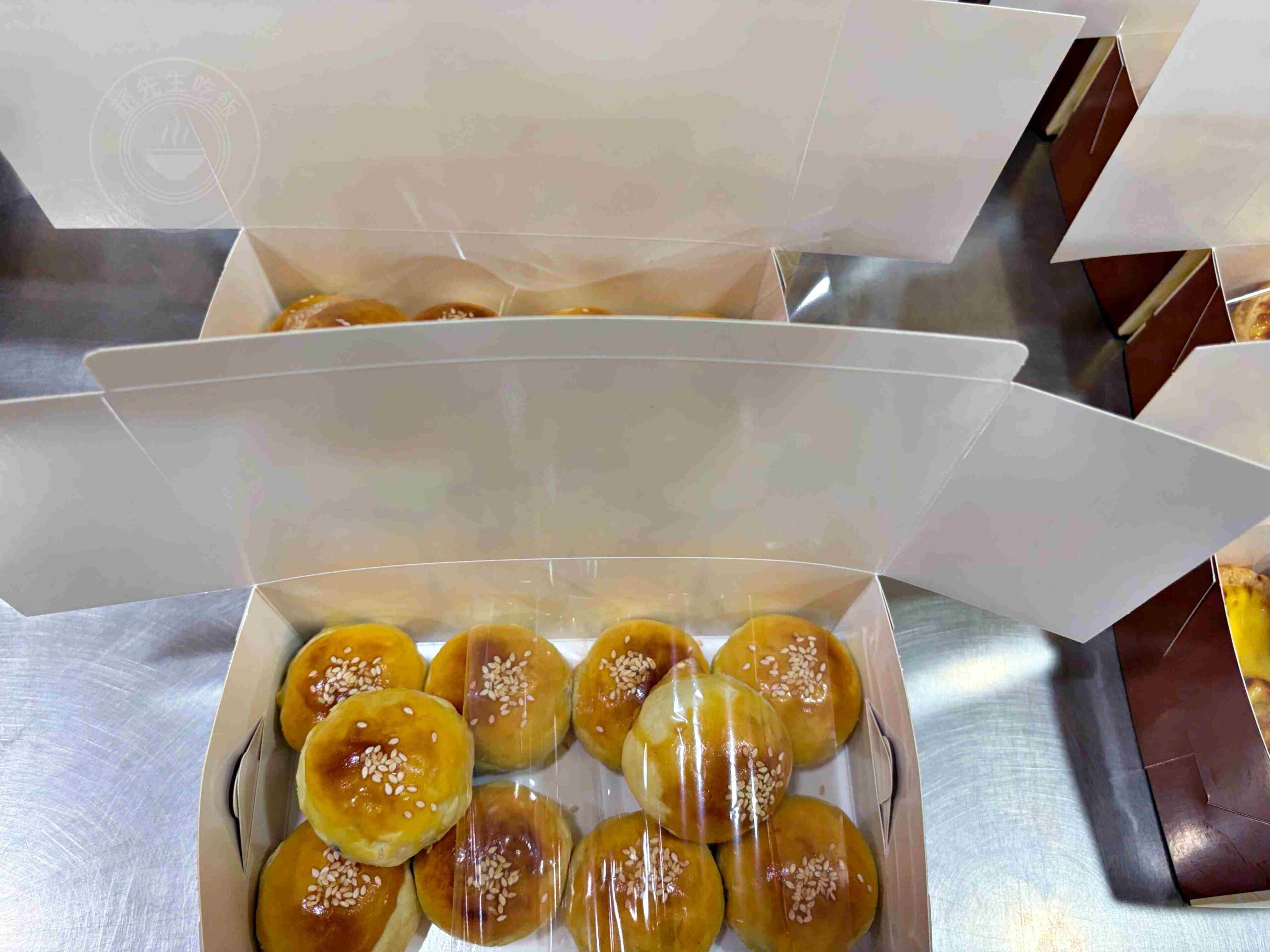 【板橋美食】小潘蛋糕坊，藏在巷弄的超強傳統蛋糕，排隊名產鳳凰酥與起酥蛋糕推薦(菜單) @趙先生吃飯