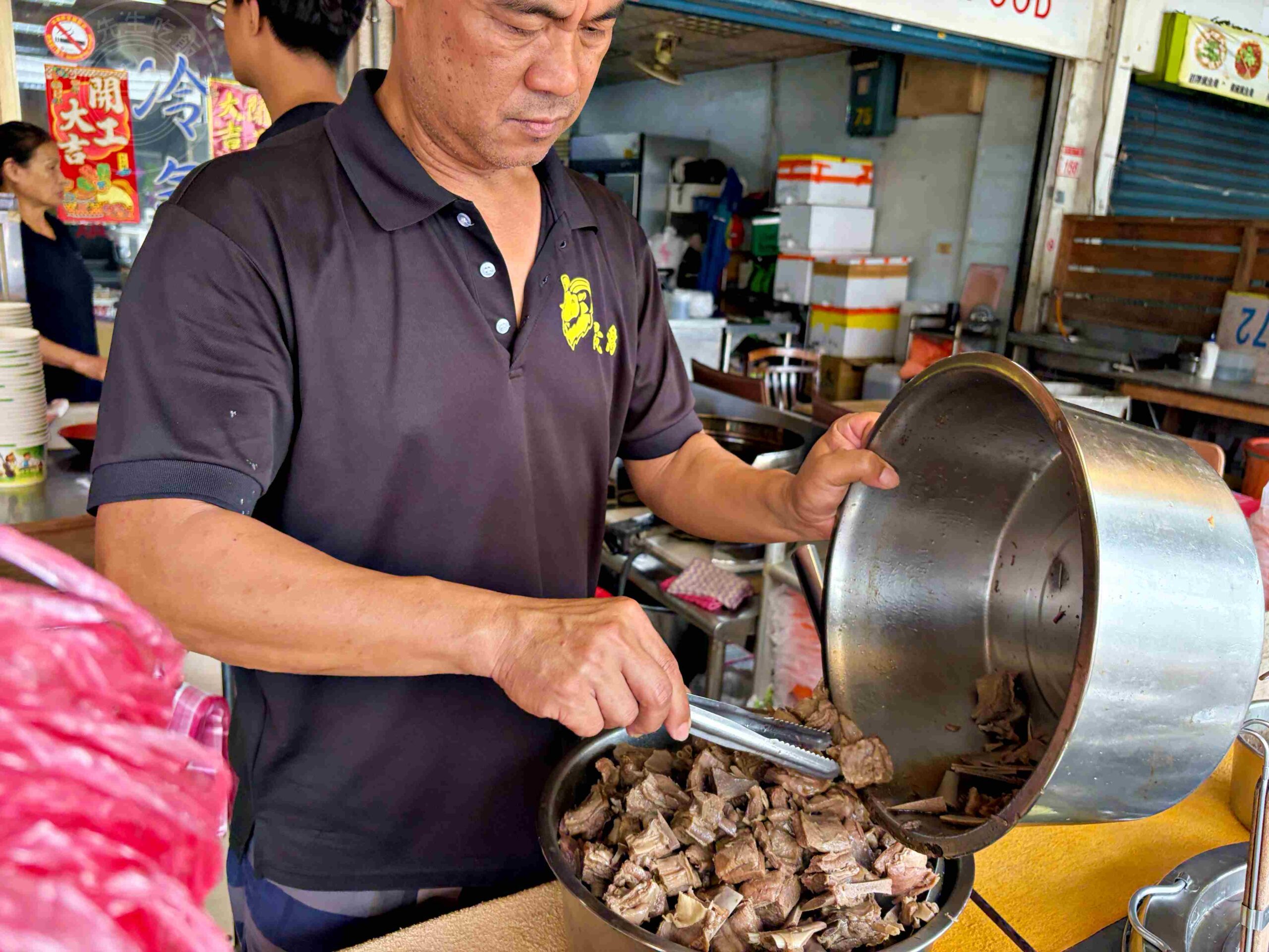【林口美食】二省道晟鴻羊肉，湯頭甘甜無腥味可免費續湯推薦羊肉麵線、羊骨湯(菜單) @趙先生吃飯