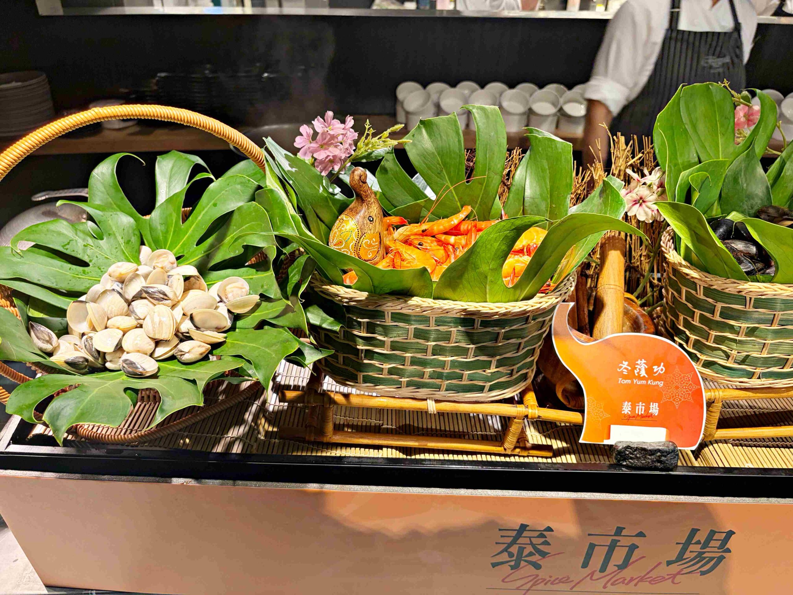 【台北吃到飽】晶華酒店栢麗廳，餐點水準大進化，最美自助餐廳推薦(2026最新價格、停車資訊) @趙先生吃飯