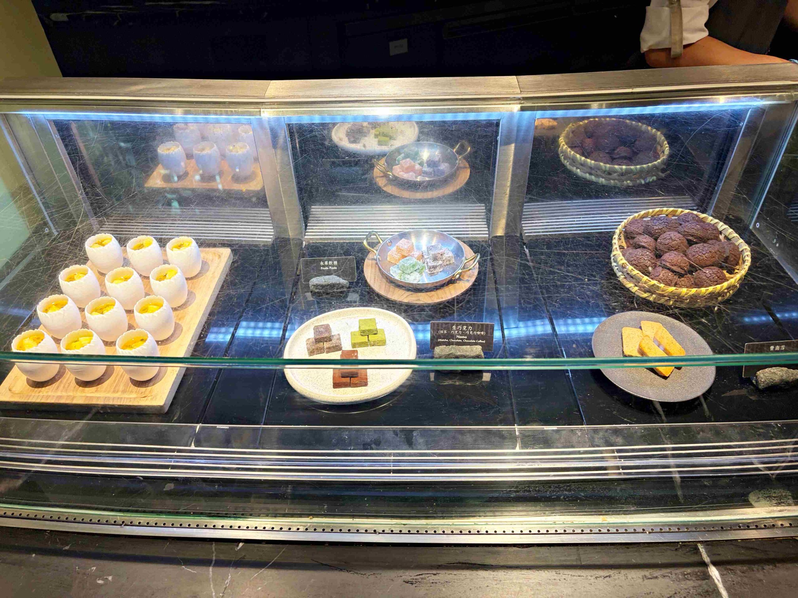 【台北吃到飽】晶華酒店栢麗廳，餐點水準大進化，最美自助餐廳推薦(2026最新價格、停車資訊) @趙先生吃飯