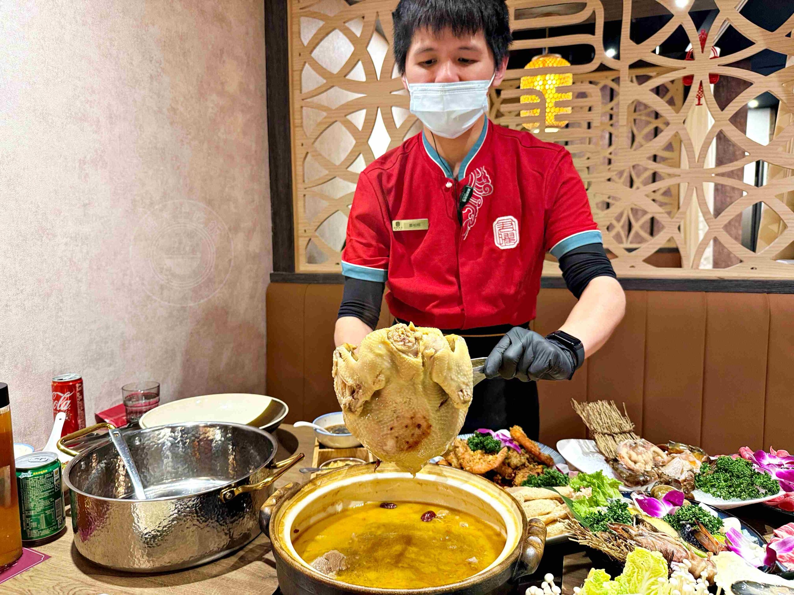 【信義區美食】君曜雞湯，全台第一名的超濃郁雞湯，老母雞細火慢熬一天一夜推薦(菜單) @趙先生吃飯