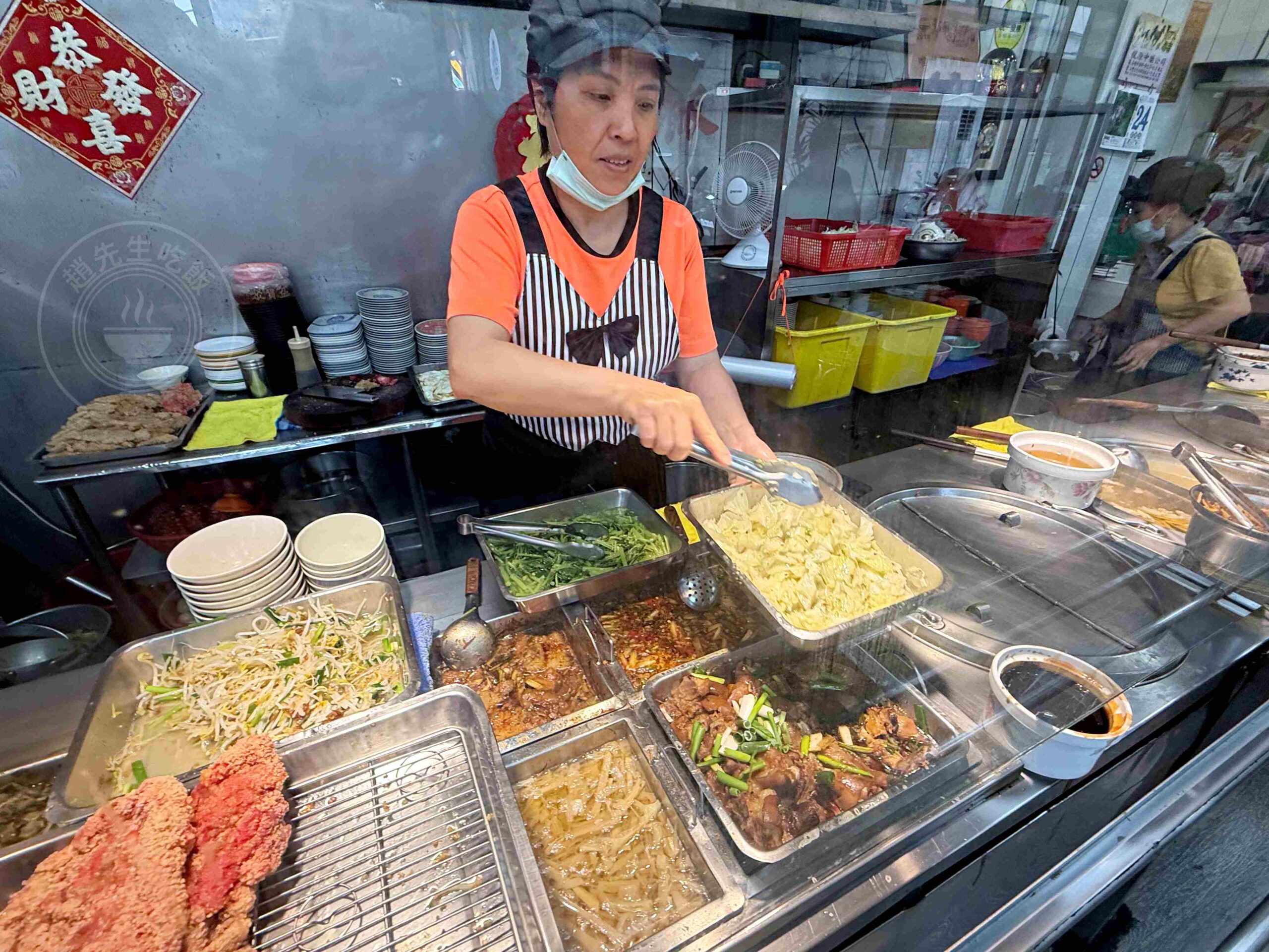 【三重美食】唯豐魯肉飯，三重五大滷肉飯之一，價錢便宜卻超好吃推薦(菜單) @趙先生吃飯