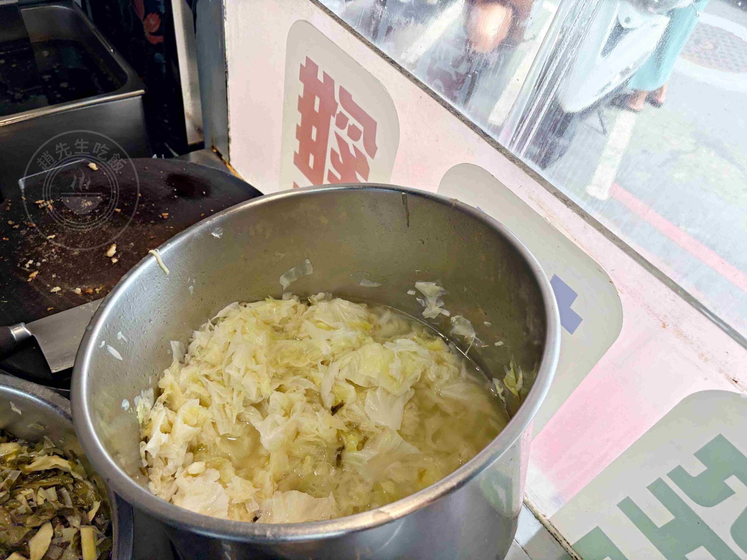 【板橋美食】正少年控肉飯，捷運府中站福德市場50年老字號軟嫩控肉與大片滷排骨推薦(菜單) @趙先生吃飯