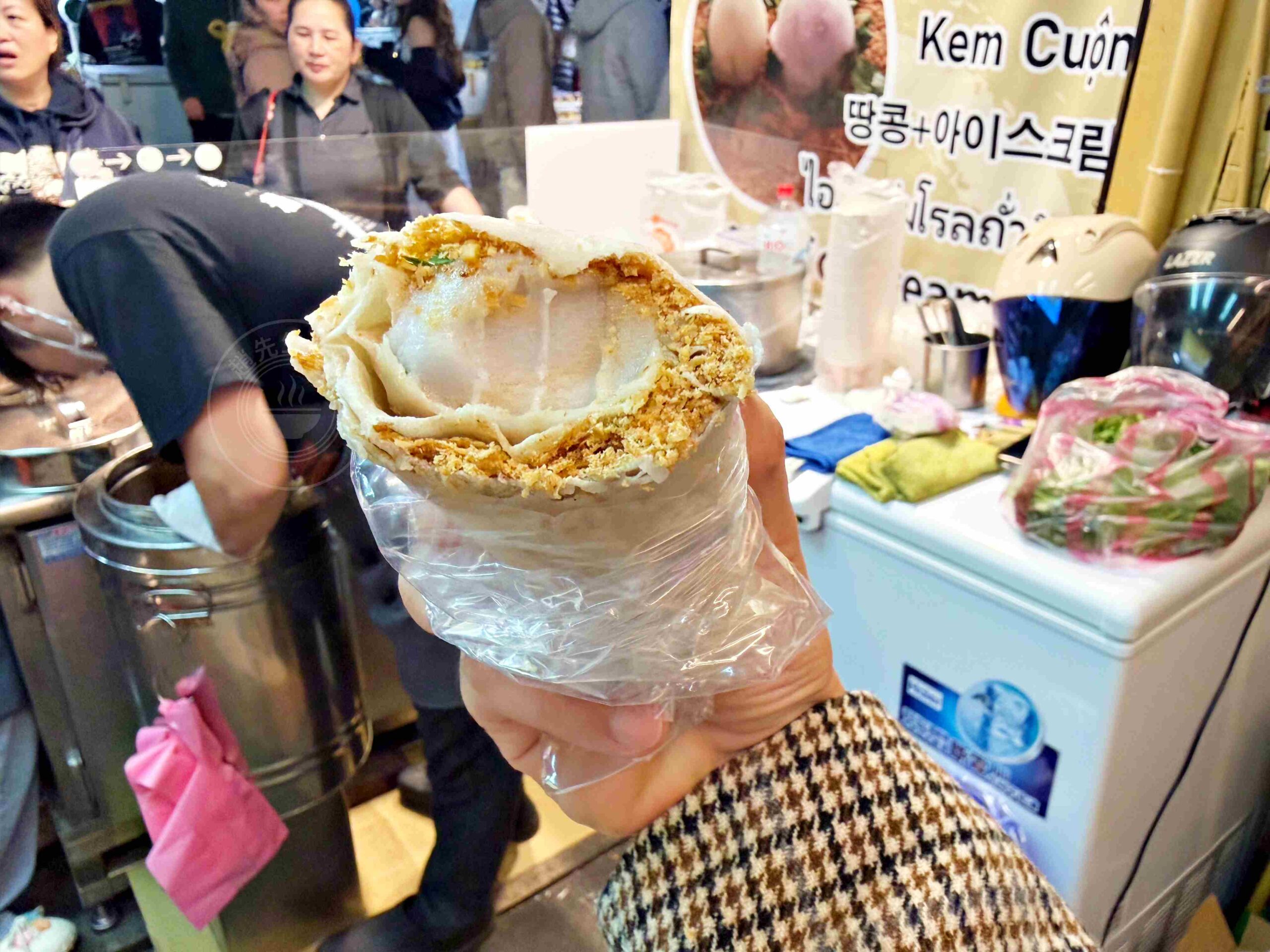 【松山美食】十分幸福花生捲冰淇淋,用宜蘭阿宗芋冰跟現刨花生粉推薦(菜單) @趙先生吃飯 【松山美食】十分幸福花生捲冰淇淋,用宜蘭阿宗芋冰跟現刨花生粉推薦(菜單) @趙先生吃飯