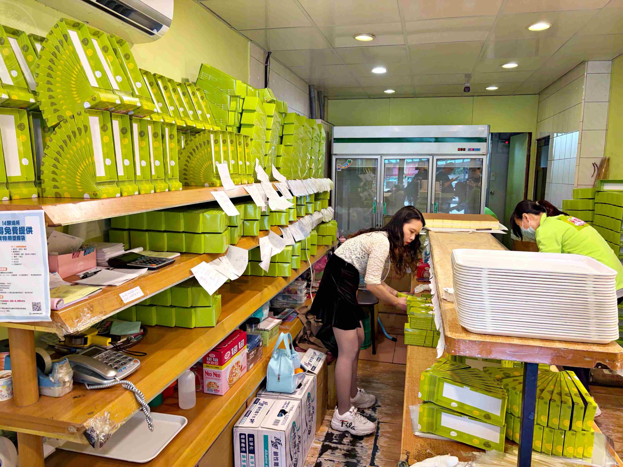 【萬里美食】米琪淋乳凍蛋糕，外觀不起眼，但其實超強的平價蛋糕、泡芙老店推薦(菜單) @趙先生吃飯