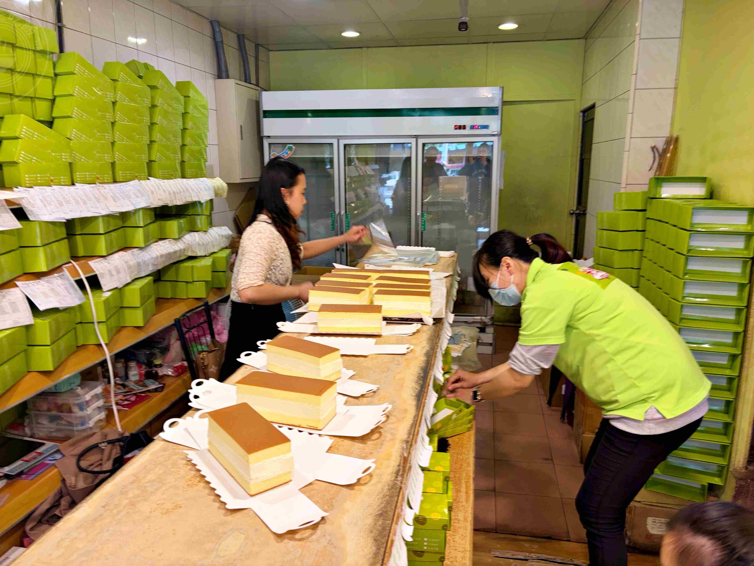 【三重美食】仁愛豆漿店、鐵夾蛋餅，巷弄無敵強店，全部便宜好吃推薦(菜單) @趙先生吃飯