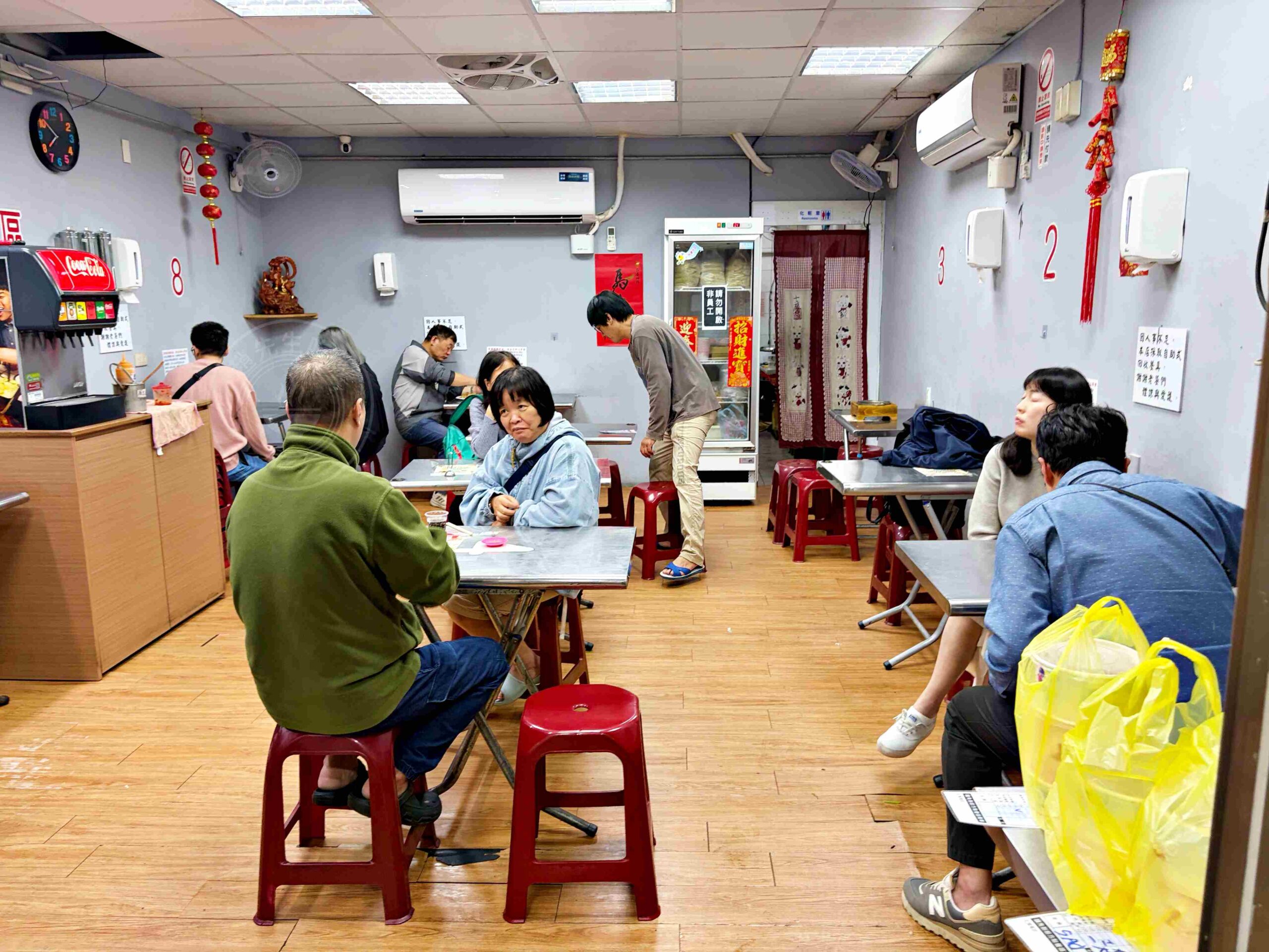 【桃園八德美食】桃鶯生炒羊肉,羊肉炒片一大盤100,越晚排越多人推薦(菜單) @趙先生吃飯 【桃園八德美食】桃鶯生炒羊肉,羊肉炒片一大盤100,越晚排越多人推薦(菜單) @趙先生吃飯