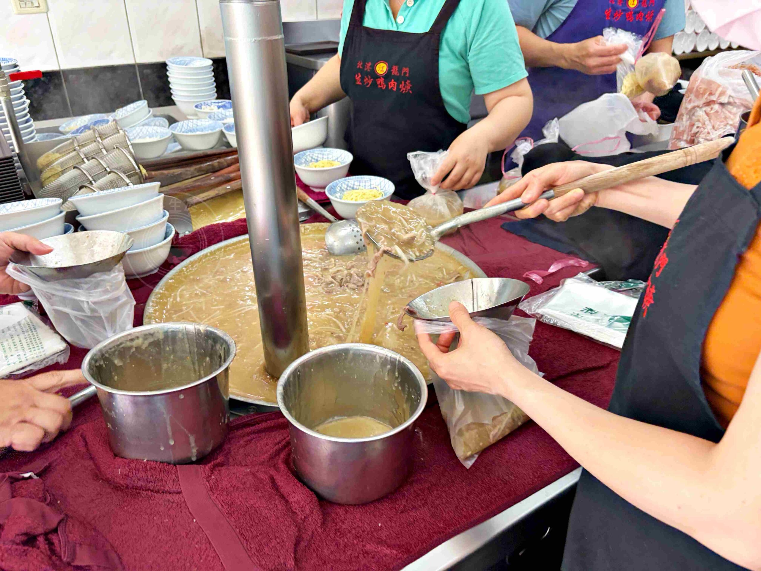 【三重美食】北港江記龍門生炒鴨肉焿,永遠都客滿的排隊老店,鴨肉羹好吃推薦(菜單) @趙先生吃飯 【三重美食】北港江記龍門生炒鴨肉焿,永遠都客滿的排隊老店,鴨肉羹好吃推薦(菜單) @趙先生吃飯