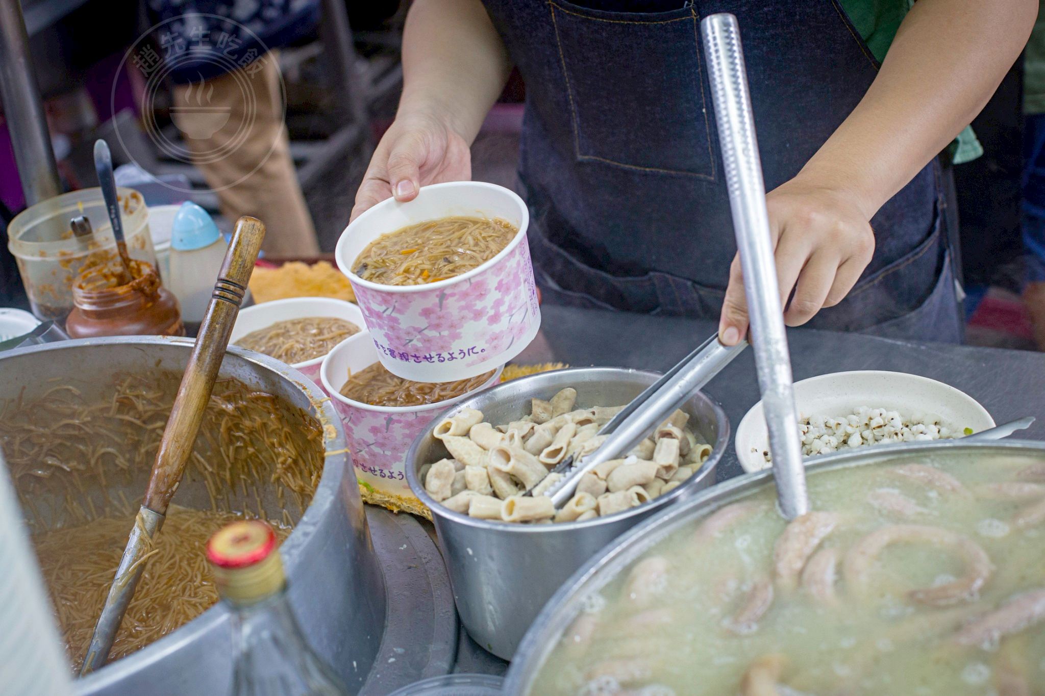 【三重美食】三重手工黑豬肉圓，只賣三天的50年傳奇老店，黑豬肉圓、四神湯、豬腸麵線推薦(菜單) @趙先生吃飯