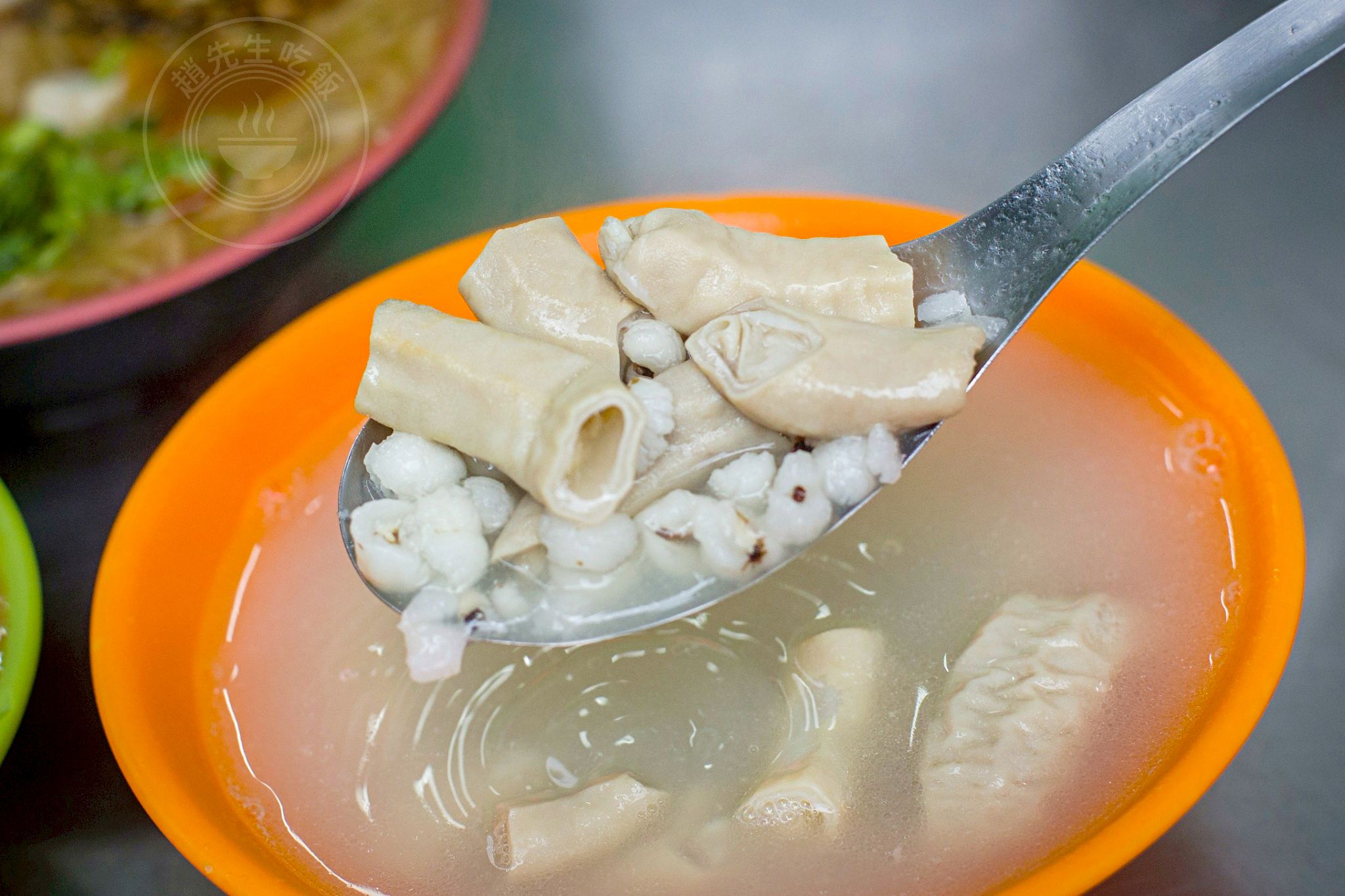 【三重美食】三重手工黑豬肉圓，只賣三天的50年傳奇老店，黑豬肉圓、四神湯、豬腸麵線推薦(菜單) @趙先生吃飯