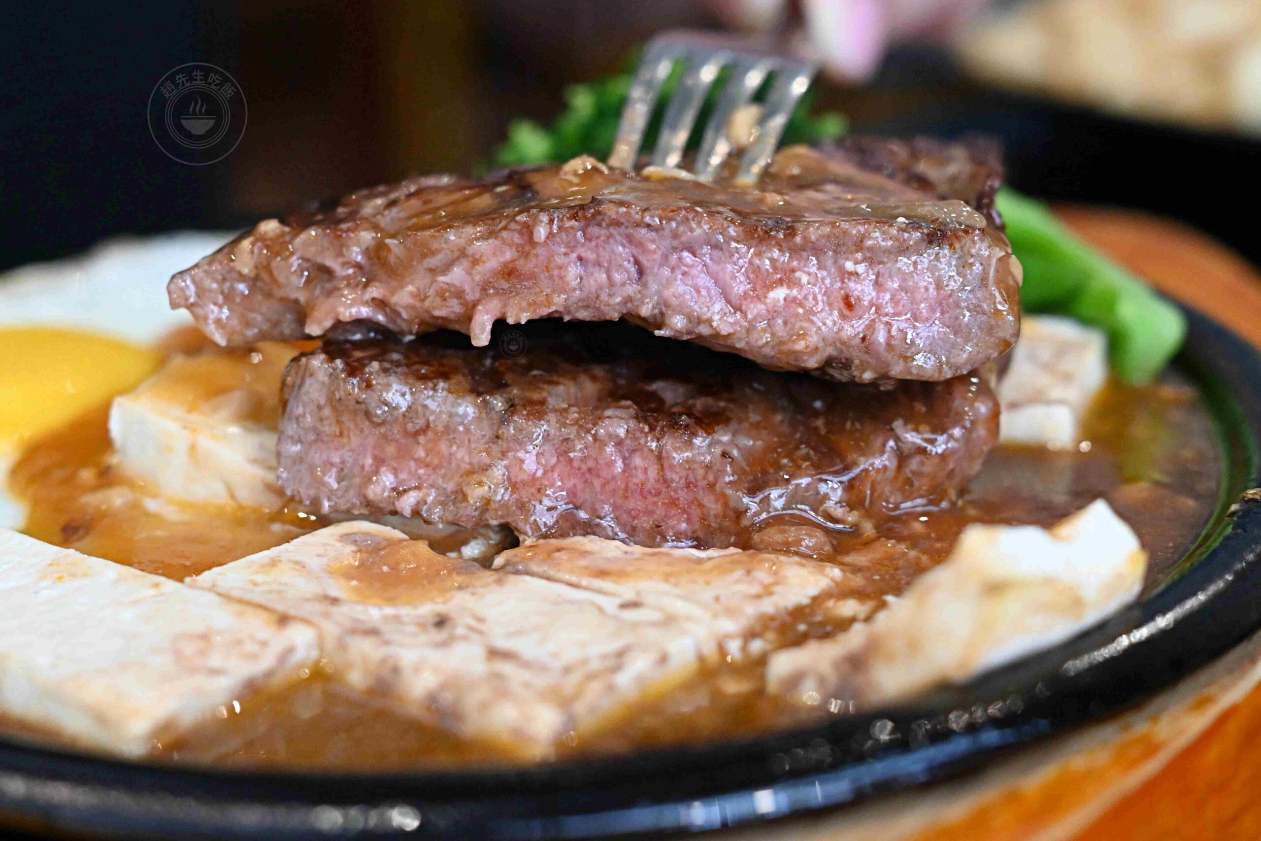 【林口美食】B&B STEAK林口，平價原肉牛排、自助吧無限吃到飽，高CP值免花大錢推薦(菜單) @趙先生吃飯