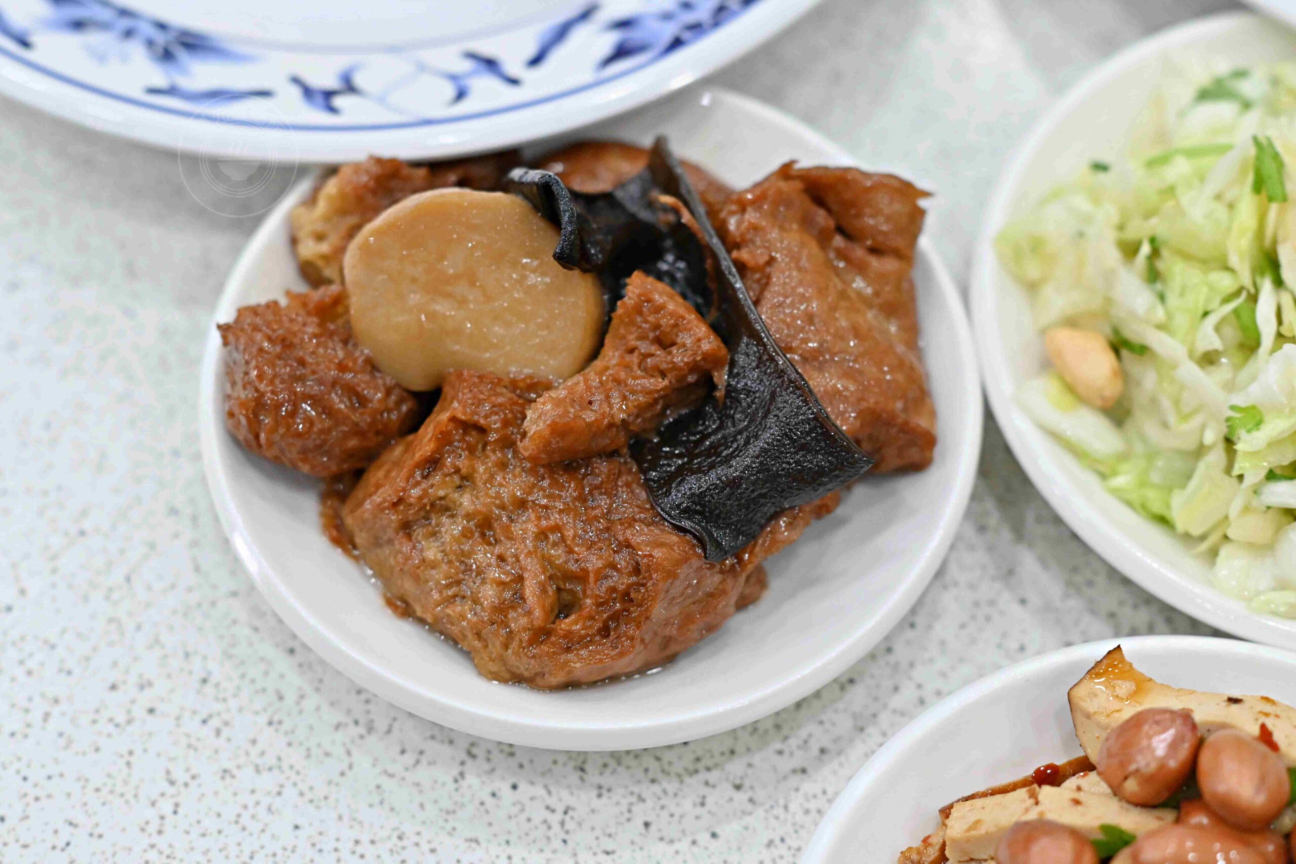 【西門美食】張記韭菜水煎包，內用吹冷氣吃超大顆現煎包子和小吃推薦(菜單) @趙先生吃飯