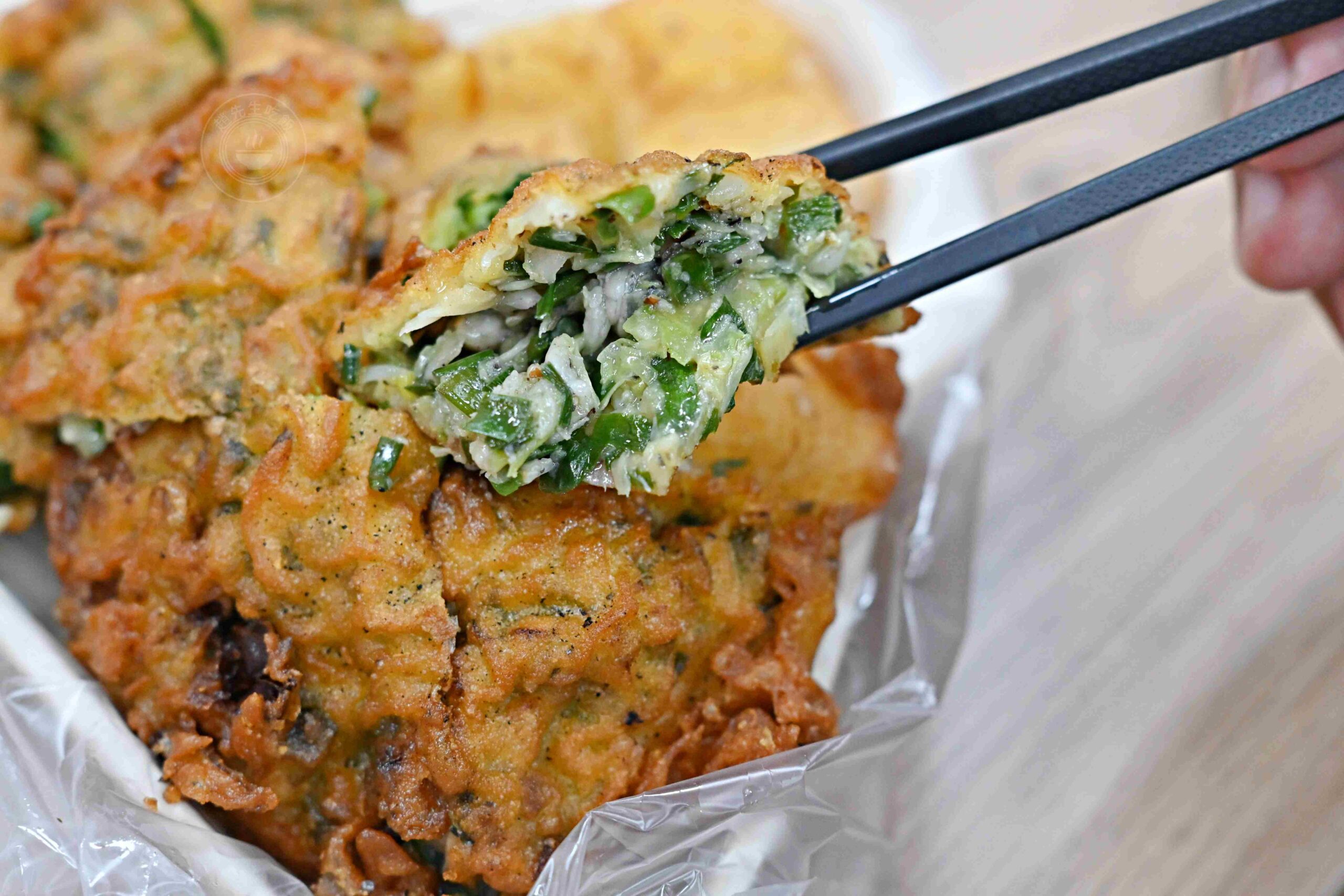 【三重美食】集美蚵嗲，三十年老店，酥脆滿料的純粹古早味銅板小吃推薦(菜單) @趙先生吃飯
