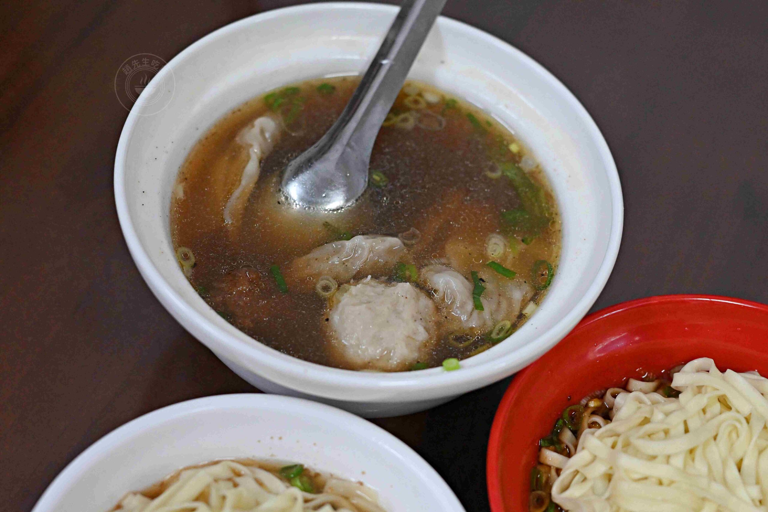 【宜蘭美食】湯城麵食,宜蘭炸醬麵四天王必吃推薦隱藏版雙醬麵、現包餛飩(菜單) @趙先生吃飯 【宜蘭美食】湯城麵食,宜蘭炸醬麵四天王必吃推薦隱藏版雙醬麵、現包餛飩(菜單) @趙先生吃飯