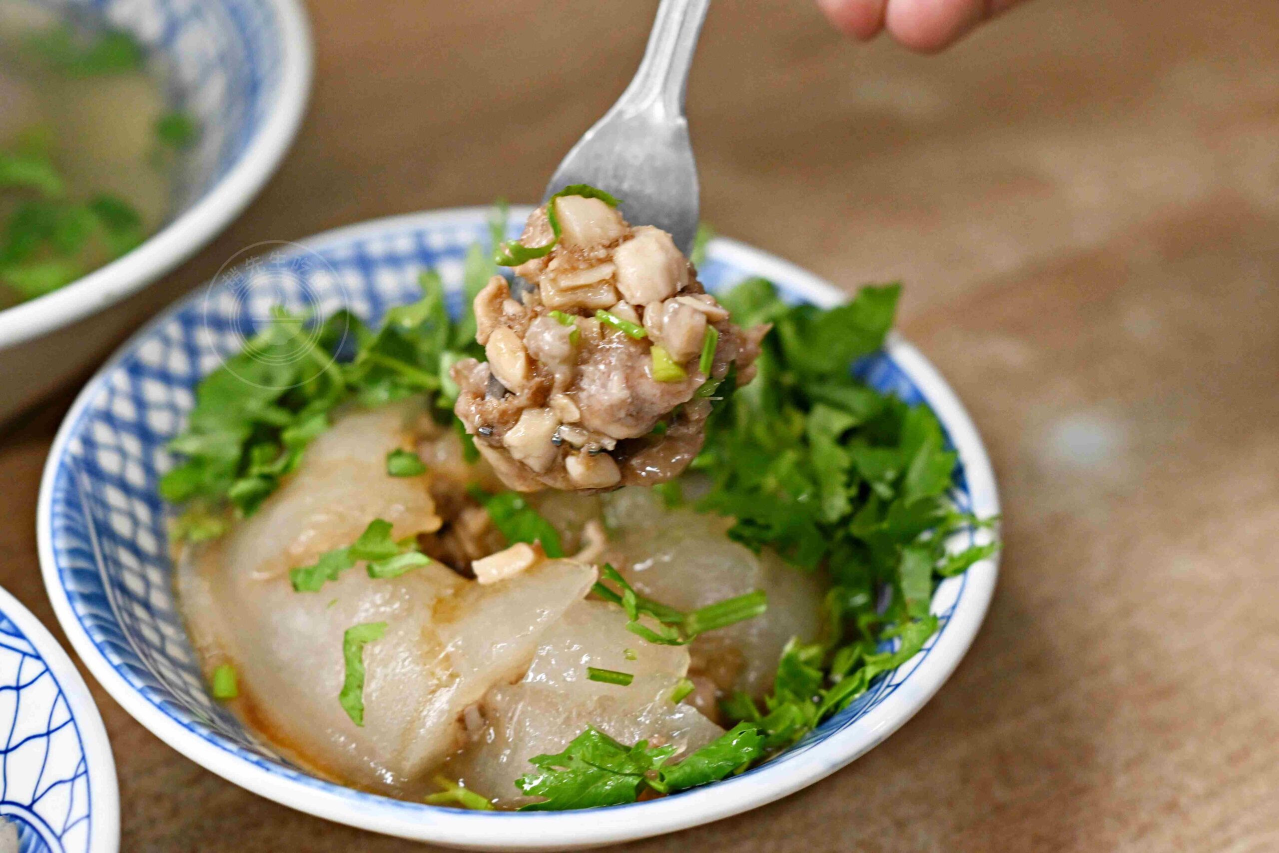 【三重美食】萬粒肉圓，三和夜市50年老店，從小吃到大銅板美食好吃推薦(菜單) @趙先生吃飯