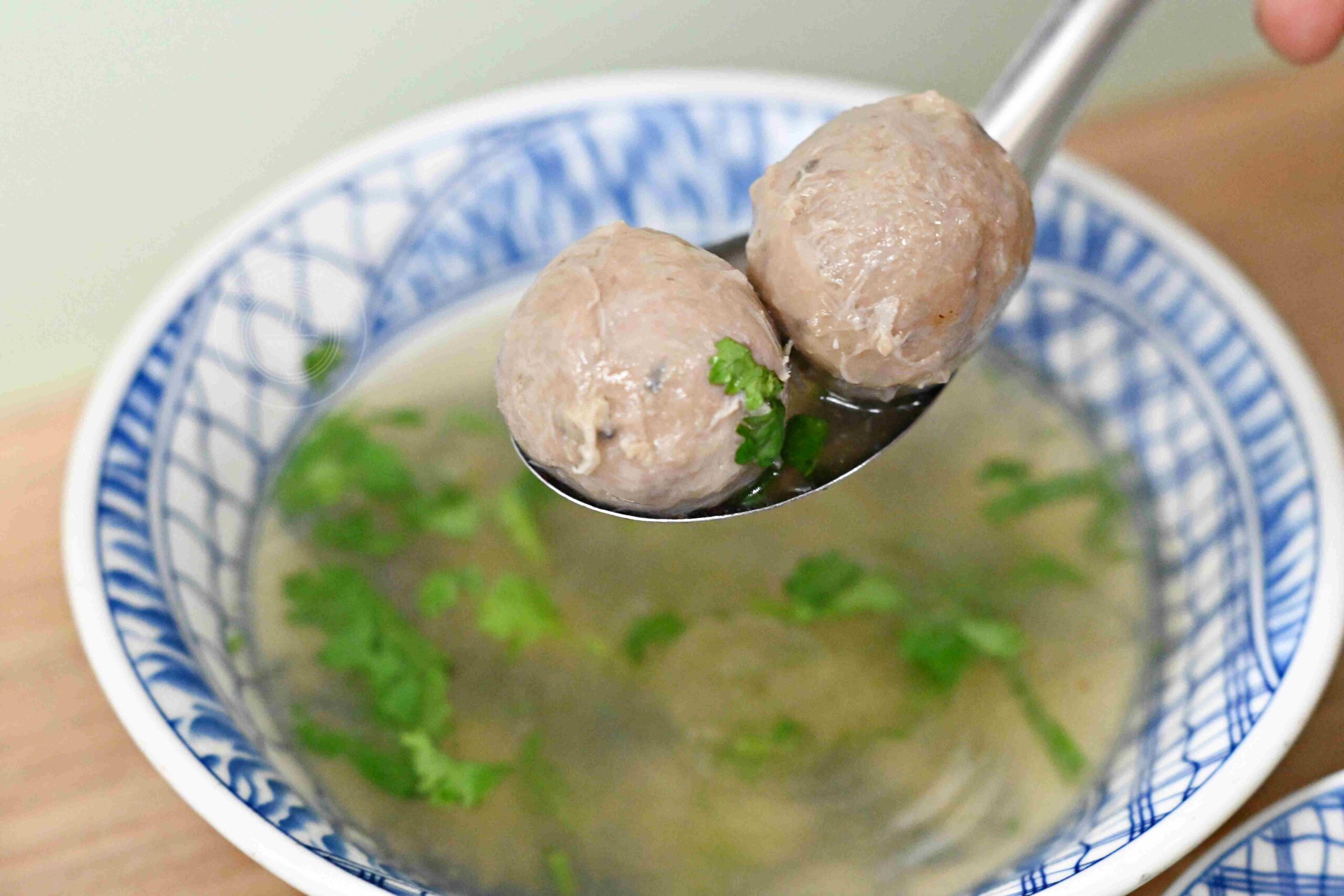 【三重美食】萬粒肉圓，三和夜市50年老店，從小吃到大銅板美食好吃推薦(菜單) @趙先生吃飯