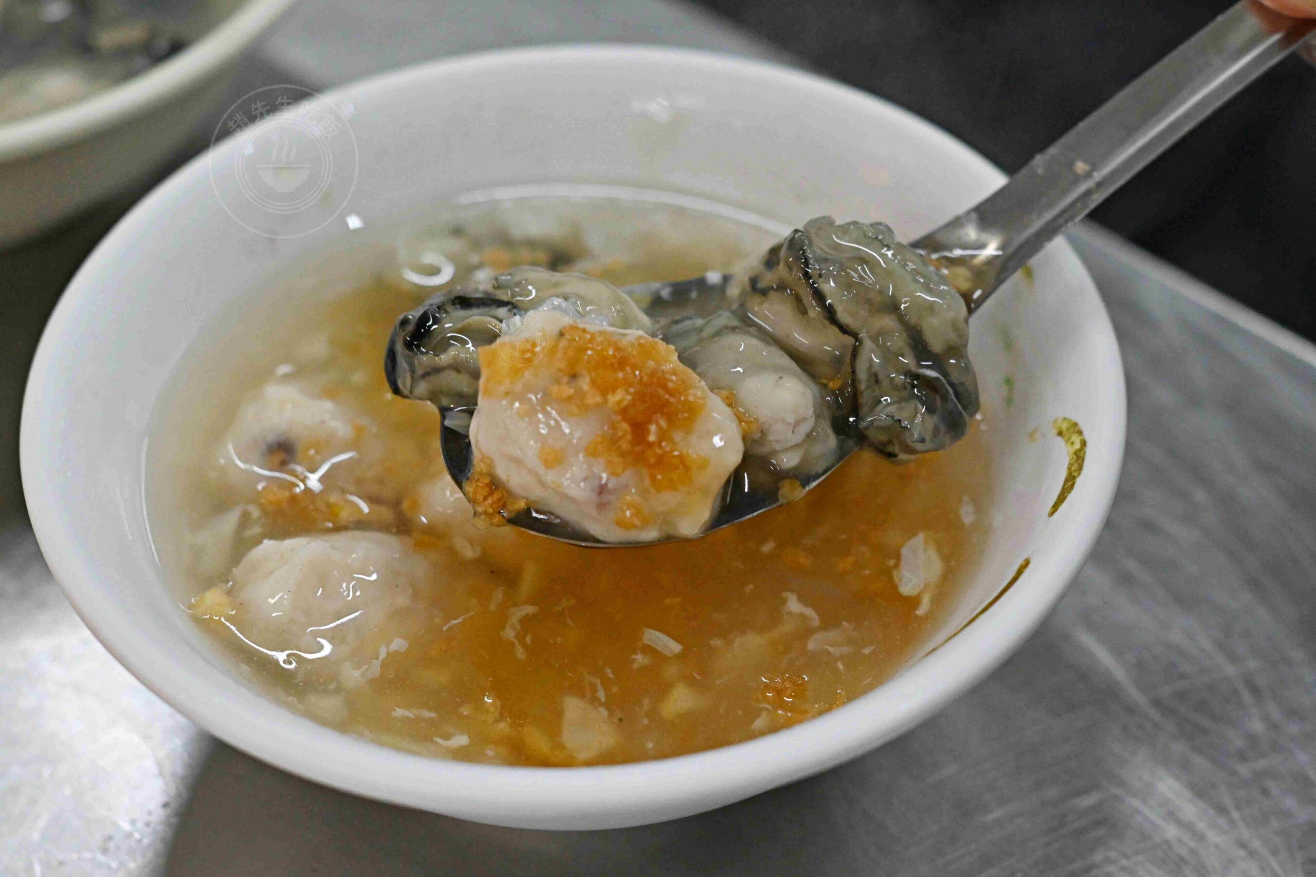【三重美食】蚵四海小吃，三和夜市超人氣蚵仔煎推薦肥美蚵仁湯與綜合焿(菜單) @趙先生吃飯