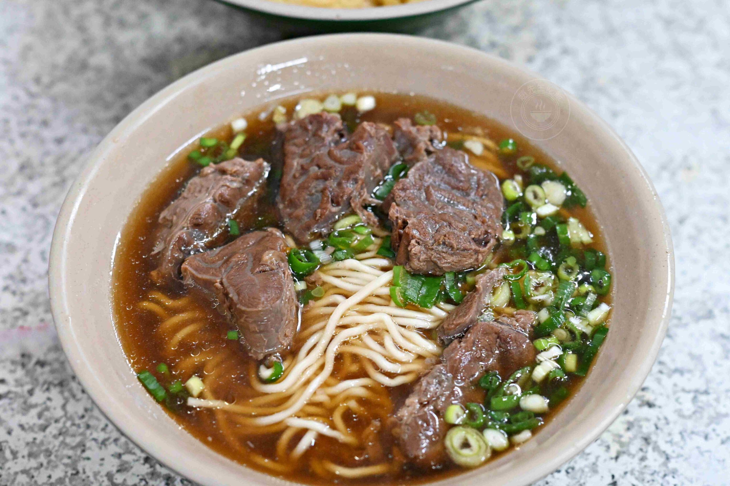 【彰化美食】聞香牛肉麵，湯麵無限續加吃到飽推薦(菜單) @趙先生吃飯
