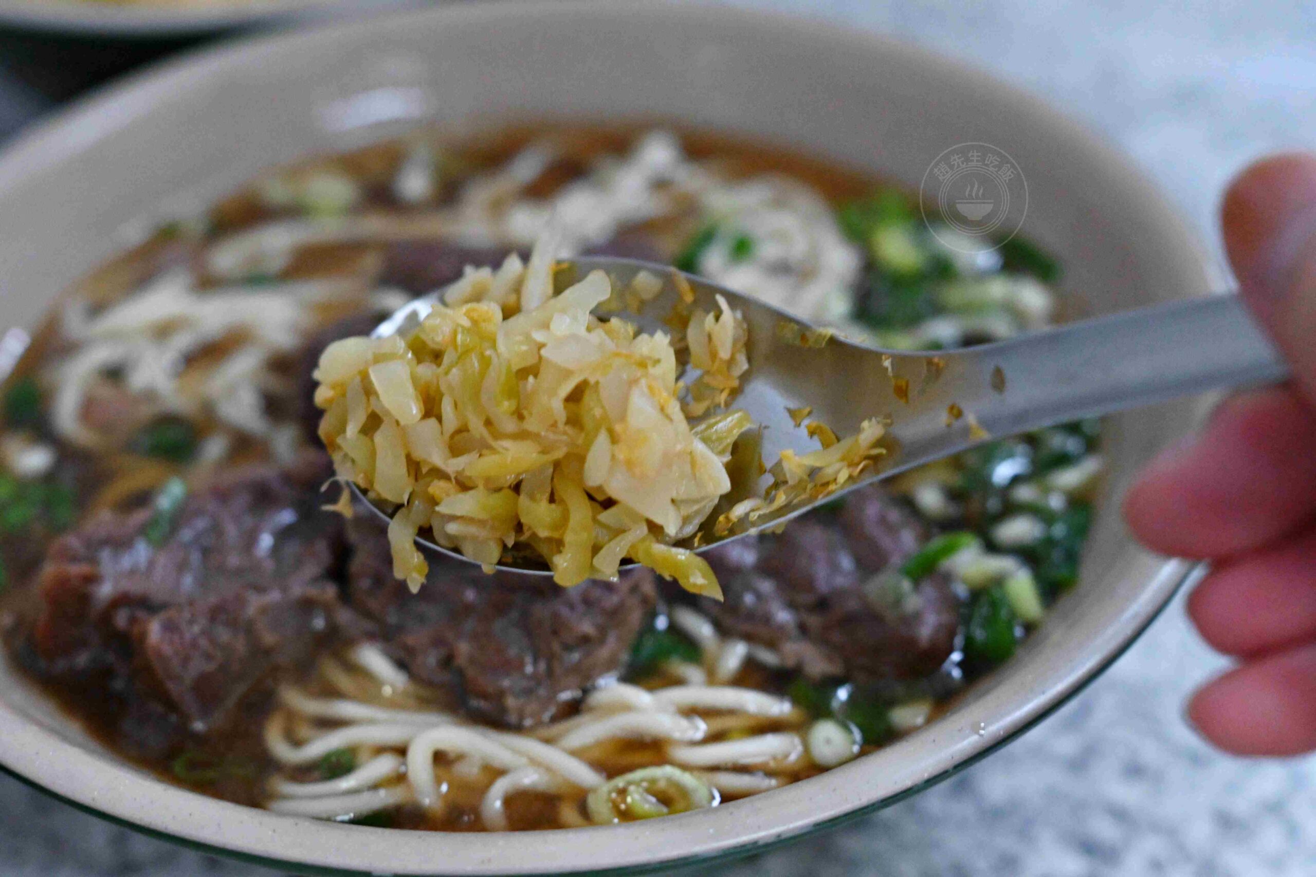 【彰化美食】聞香牛肉麵，湯麵無限續加吃到飽推薦(菜單) @趙先生吃飯