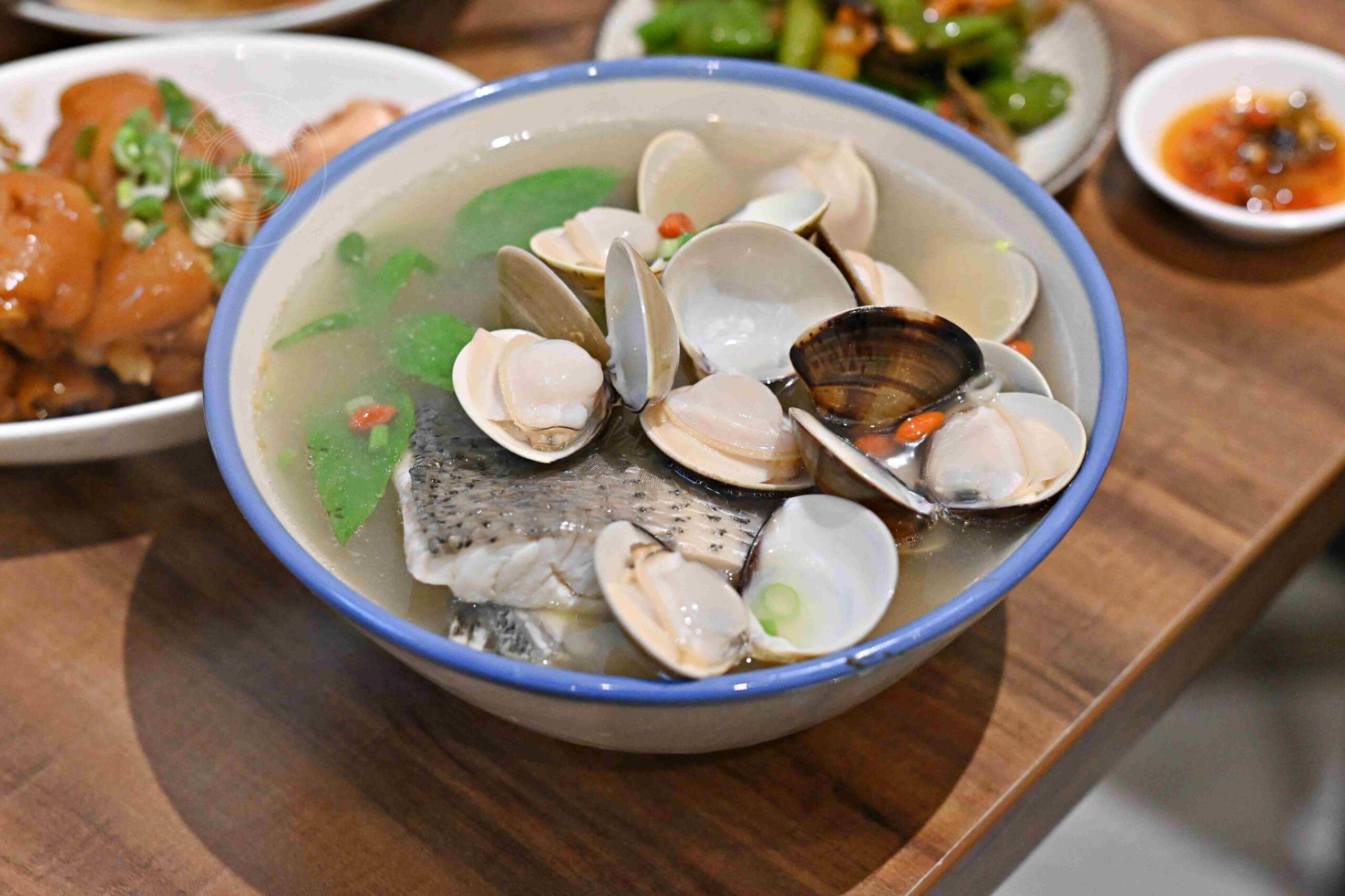 【新店美食】超人鱸魚湯，北部第一名魚湯，搬家後環境超好米其林認證推薦(菜單) @趙先生吃飯