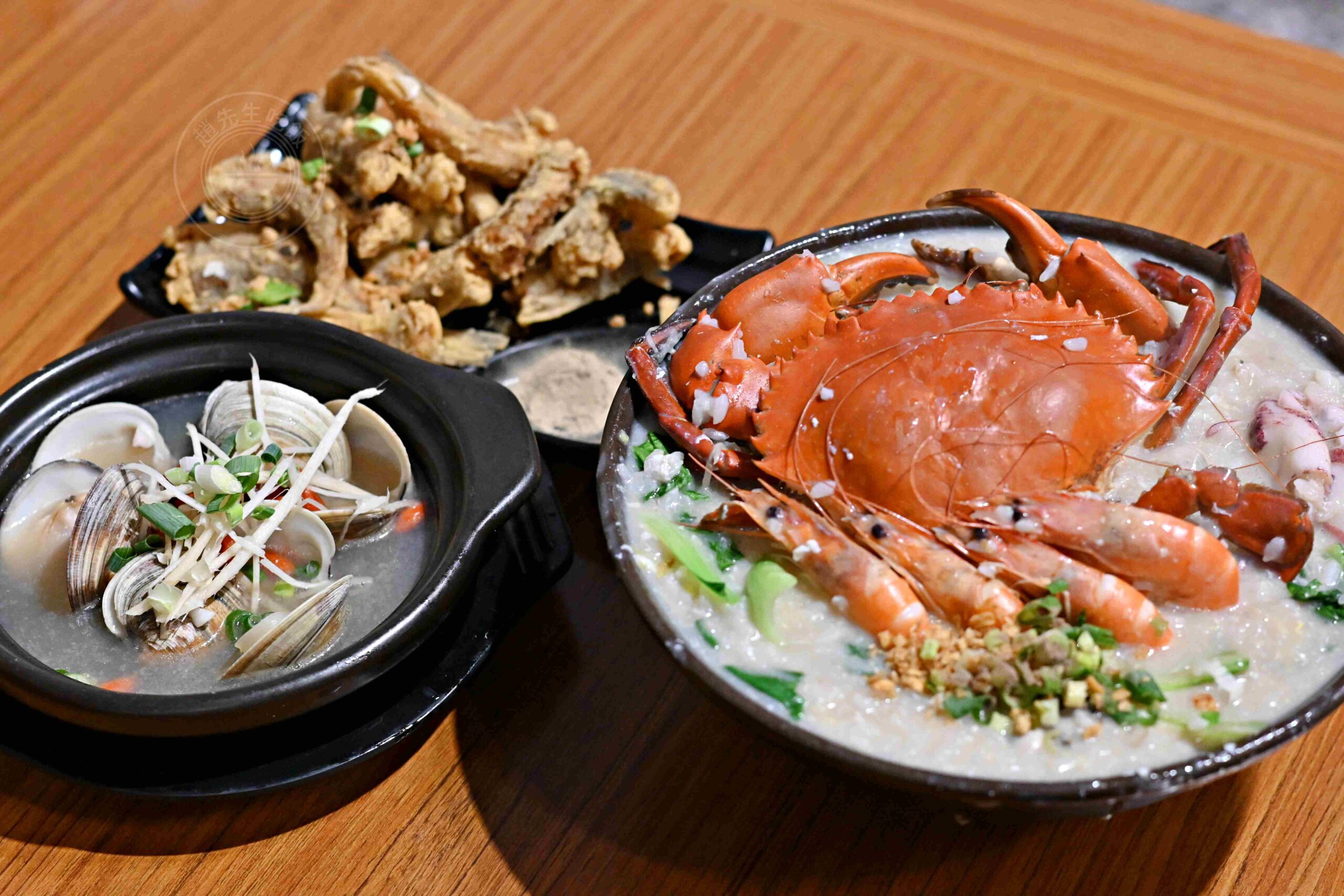 【金山老街美食】金山大碗螃蟹，不吃鴨肉改吃爆量海鮮沙公粥推薦(菜單) @趙先生吃飯