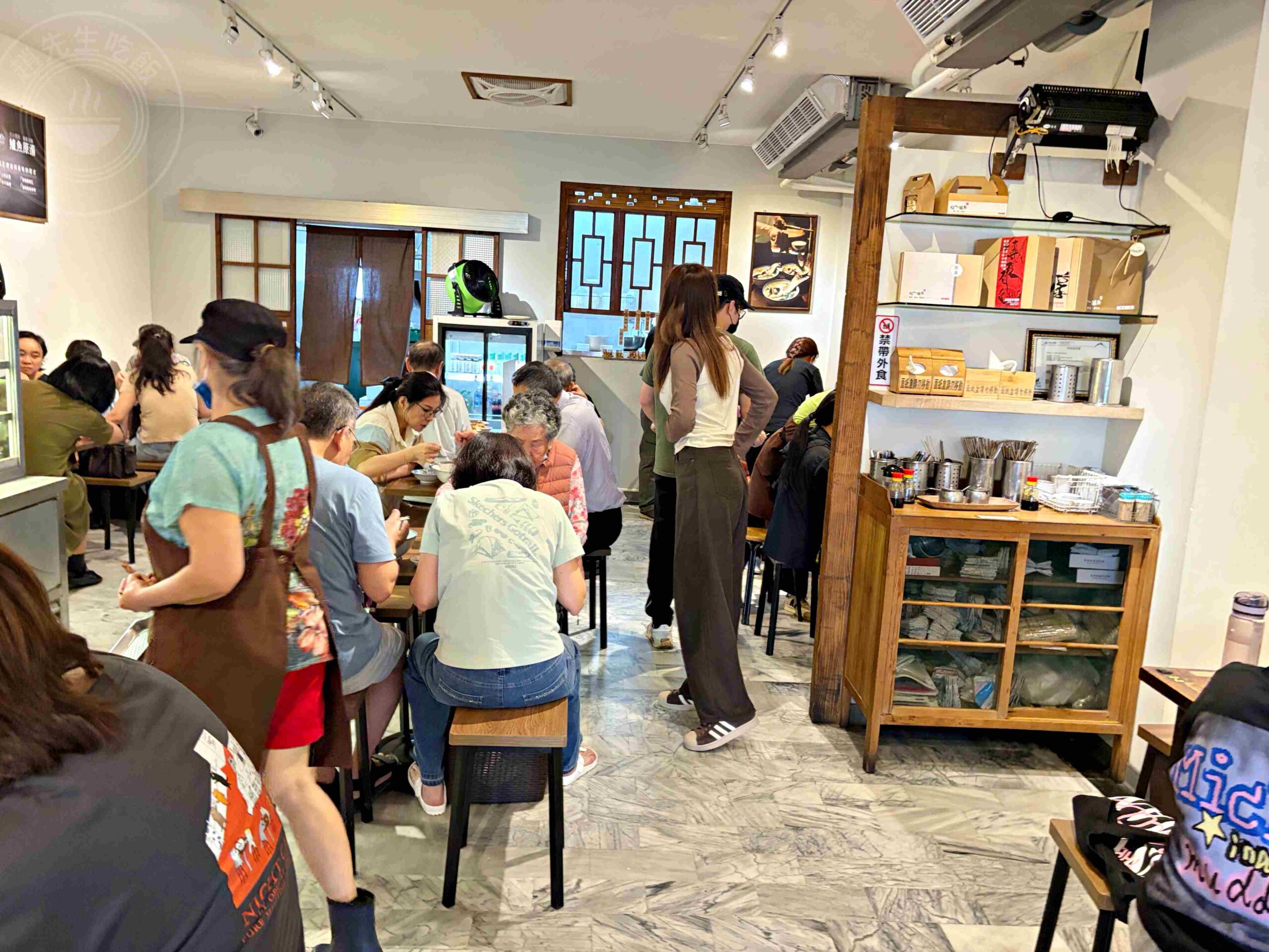 【新店美食】超人鱸魚湯，北部第一名魚湯，搬家後環境超好米其林認證推薦(菜單) @趙先生吃飯