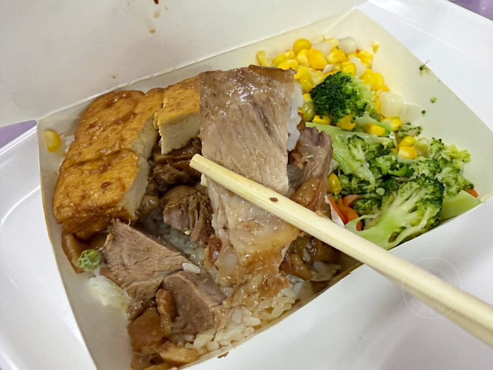 一半人不知道,黃仁勳低調來吃這家滷肉飯,豬腳、腿庫也是必點! @趙先生吃飯 一半人不知道,黃仁勳低調來吃這家滷肉飯,豬腳、腿庫也是必點! @趙先生吃飯