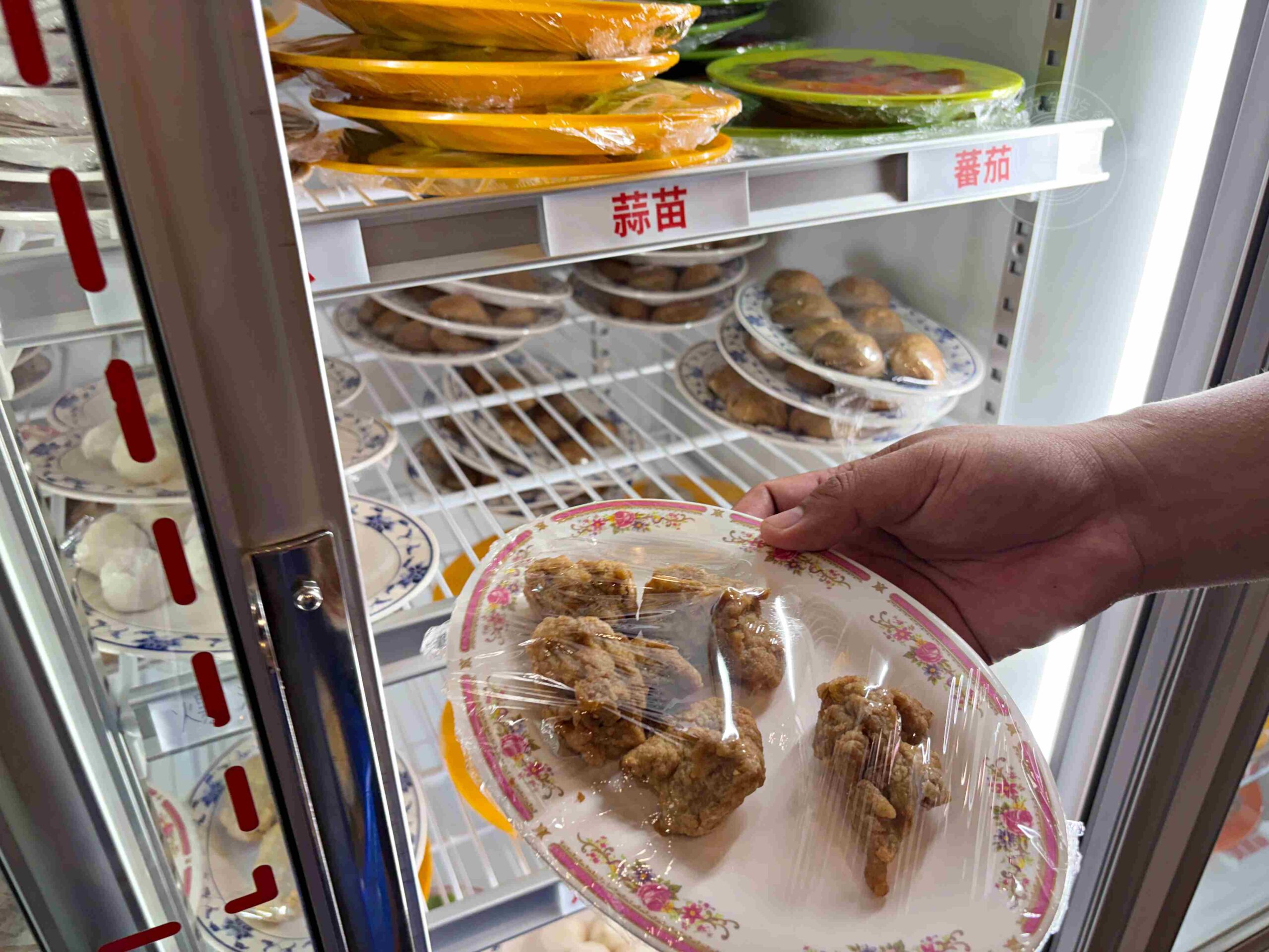 【永和美食】金川石頭火鍋，小紅莓創始人二代店，懷舊湯頭爆炒肉片推薦(菜單) @趙先生吃飯