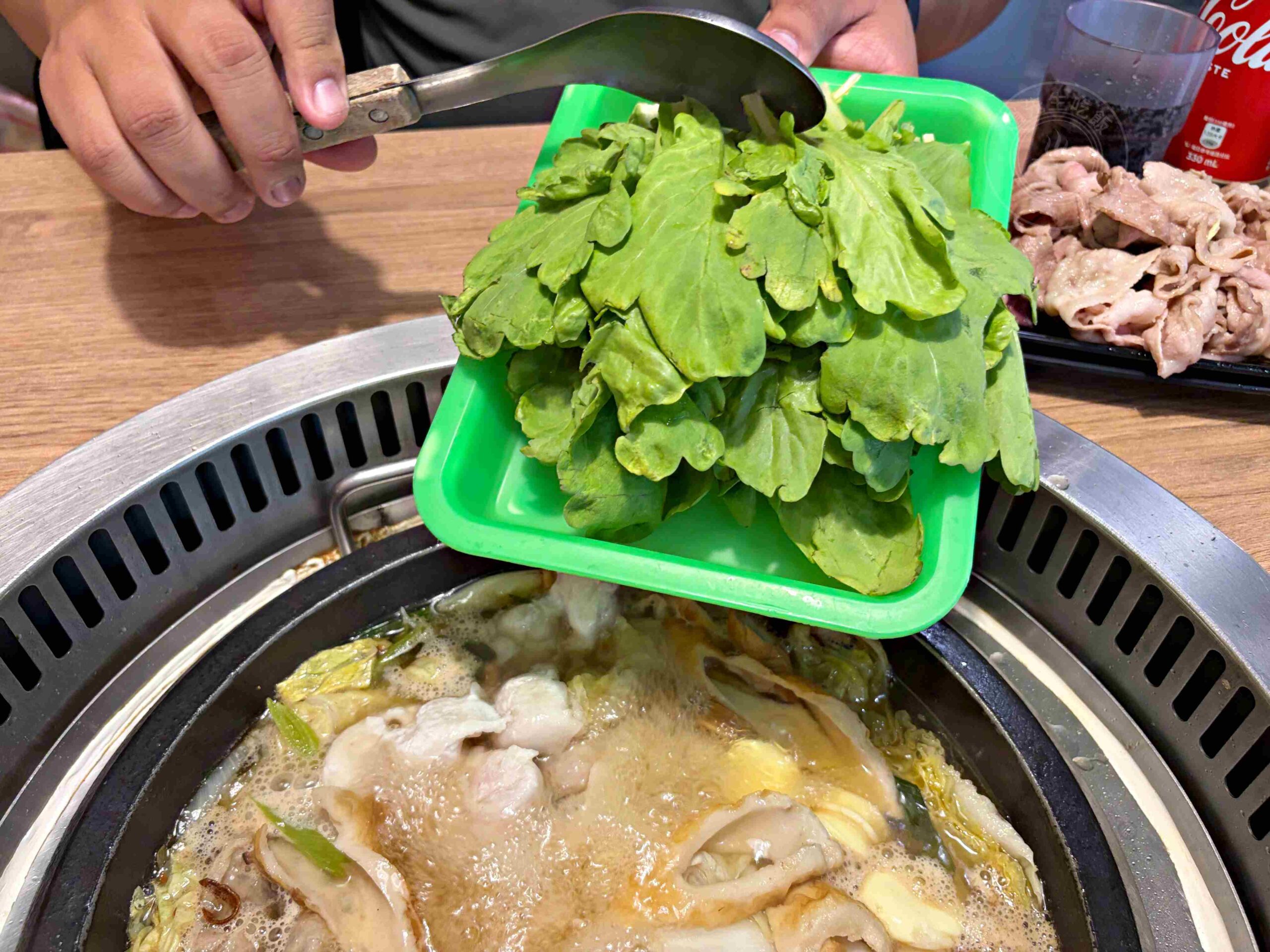 【永和美食】金川石頭火鍋，小紅莓創始人二代店，懷舊湯頭爆炒肉片推薦(菜單) @趙先生吃飯