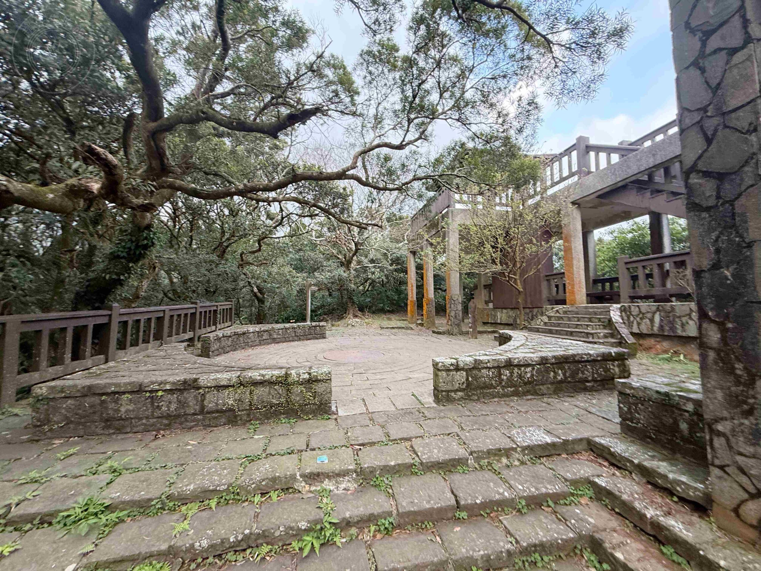 【北投/陽明山景點】中正山親山步道，15分鐘輕鬆登頂，大台北環繞風景推薦(360度觀景台) @趙先生吃飯