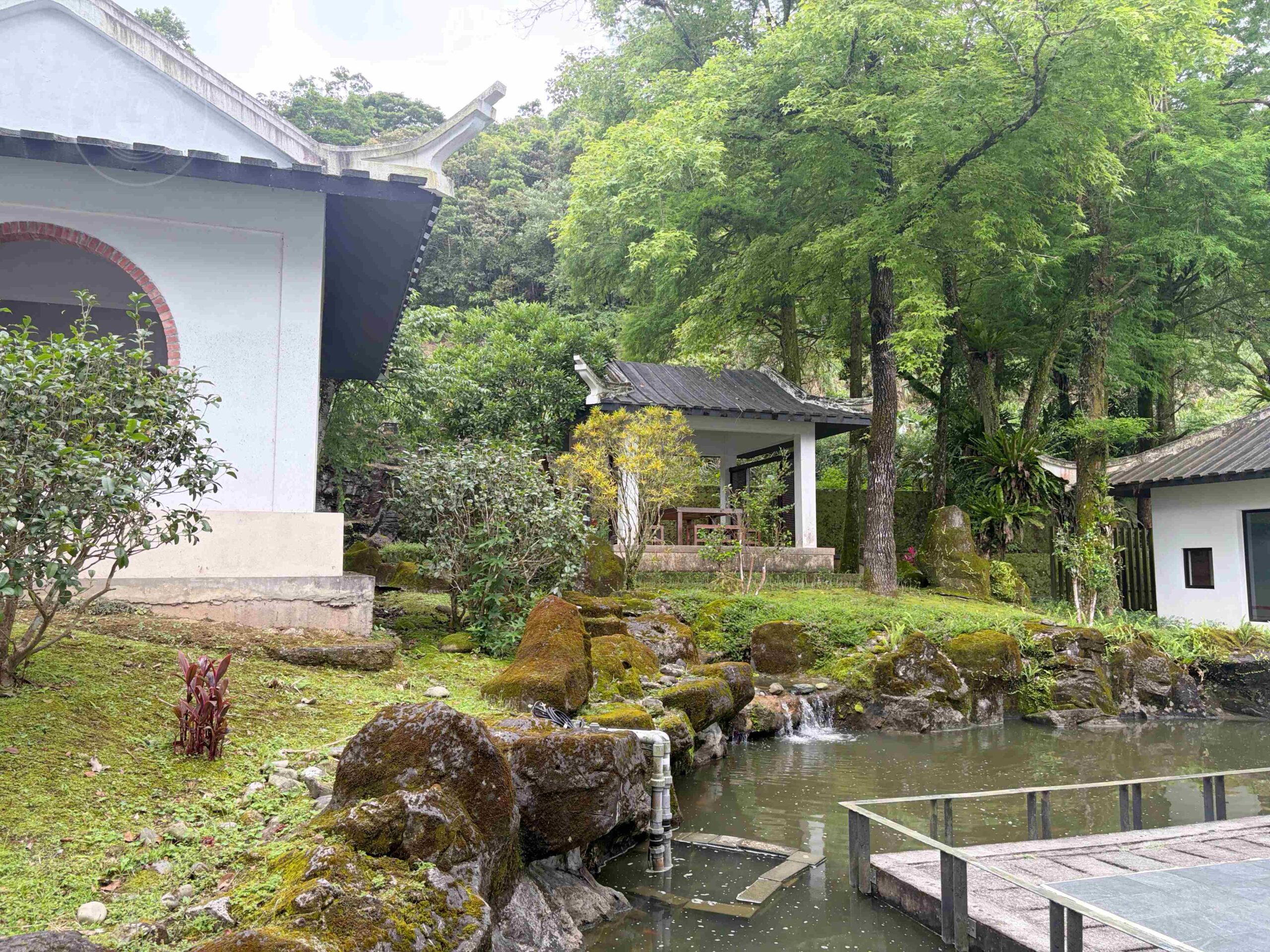 【新北坪林一日遊】坪林茶業博物館，充滿茶香的江南庭園與森林步道推薦，符合資格免門票 @趙先生吃飯