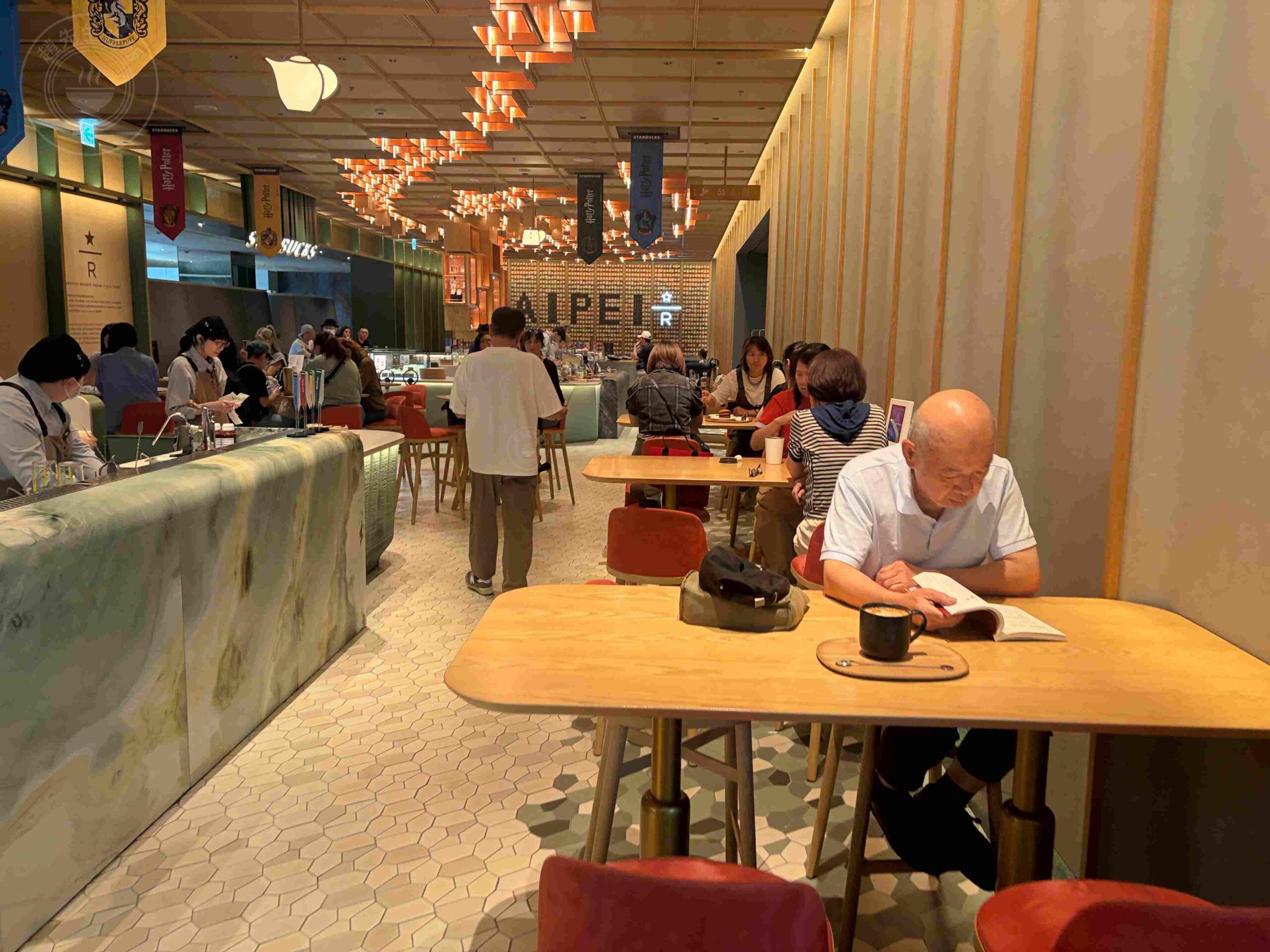 【信義區美食】星巴克典藏 DREAM PLAZA,有101景觀、最美不限時咖啡廳推薦 @趙先生吃飯 【信義區美食】星巴克典藏 DREAM PLAZA,有101景觀、最美不限時咖啡廳推薦 @趙先生吃飯