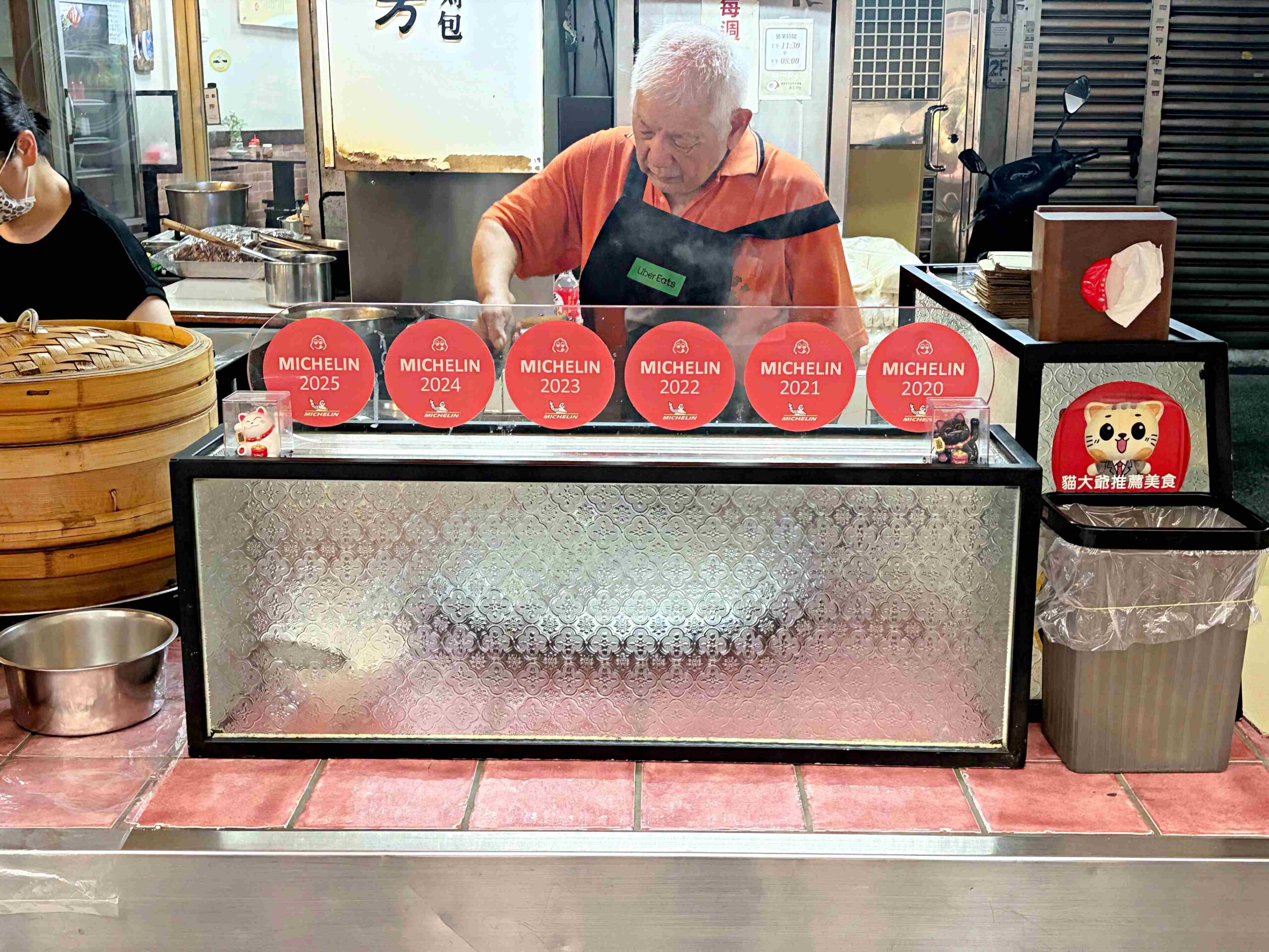 【萬華美食】源芳刈包，超過60年老店，連續多年米其林必比登推薦老店推薦刈包、四神湯(菜單) @趙先生吃飯