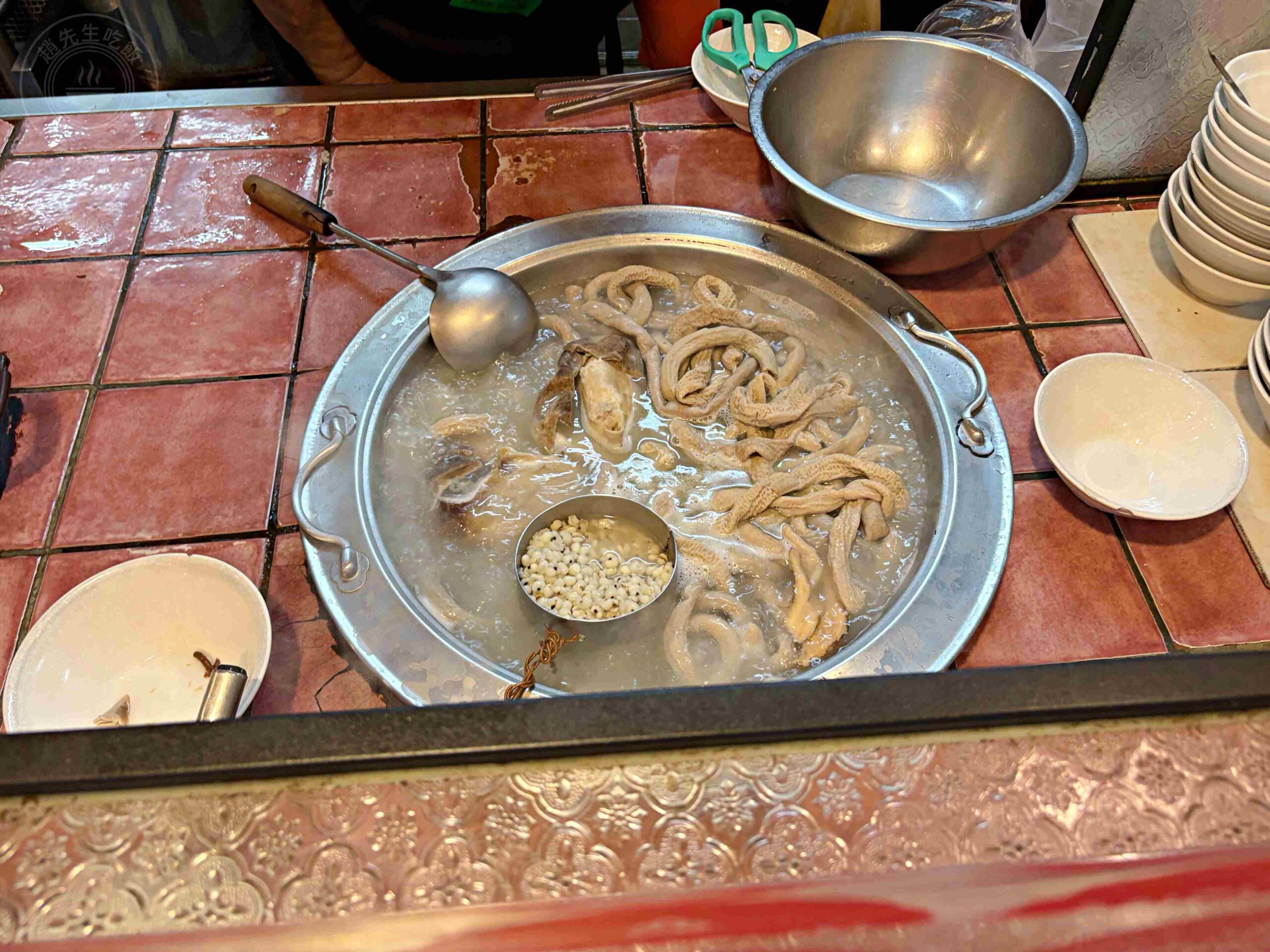 【萬華美食】源芳刈包，超過60年老店，連續多年米其林必比登推薦老店推薦刈包、四神湯(菜單) @趙先生吃飯