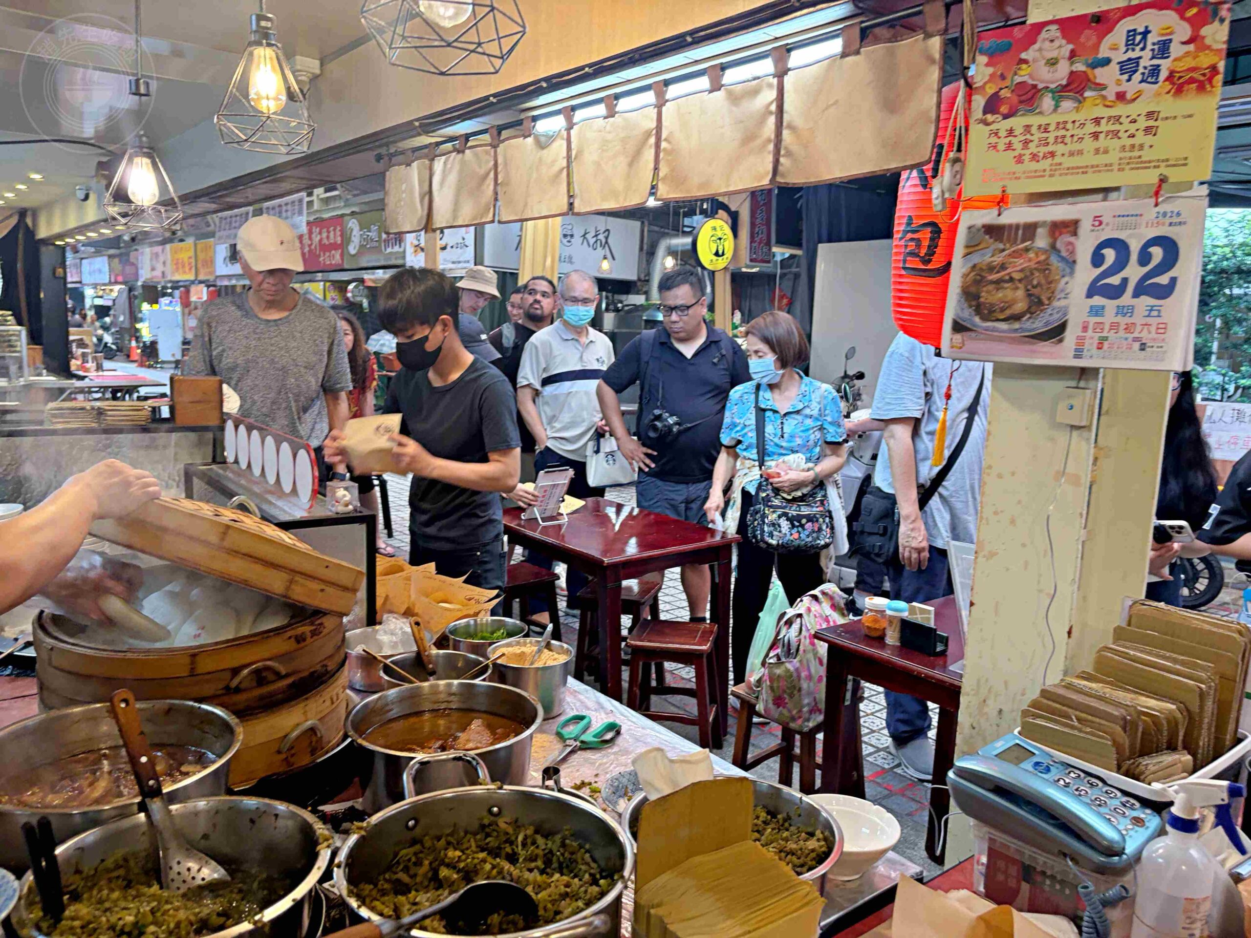 【萬華美食】源芳刈包，超過60年老店，連續多年米其林必比登推薦老店推薦刈包、四神湯(菜單) @趙先生吃飯