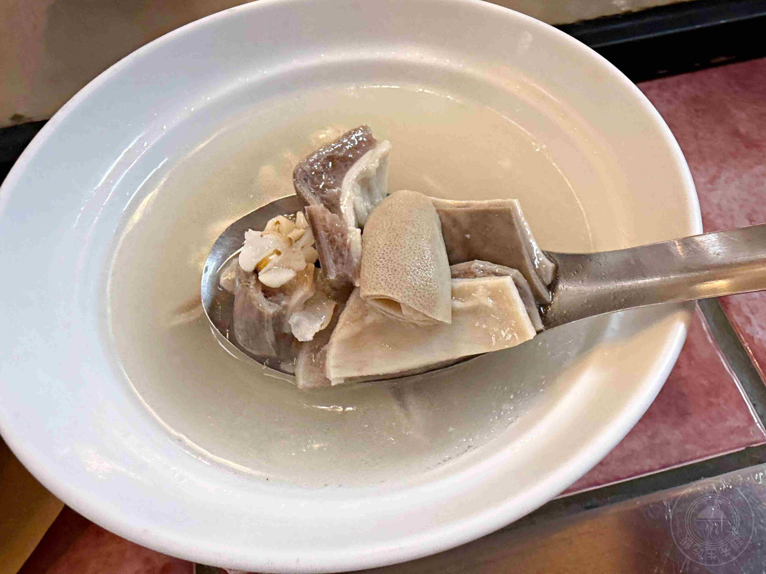 【萬華美食】源芳刈包，超過60年老店，連續多年米其林必比登推薦老店推薦刈包、四神湯(菜單) @趙先生吃飯