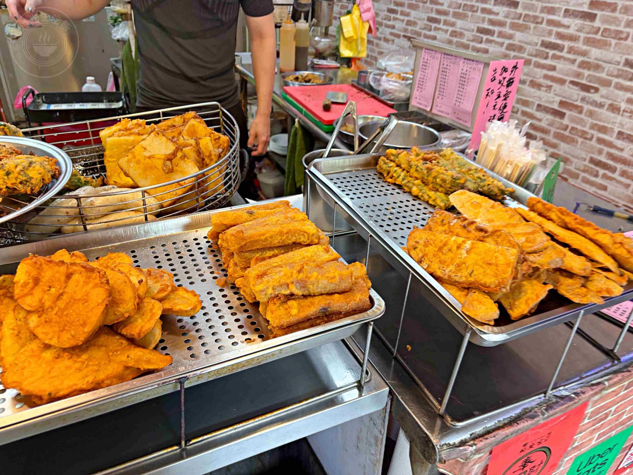 【三重美食】集美蚵嗲，三十年老店，酥脆滿料的純粹古早味銅板小吃推薦(菜單) @趙先生吃飯