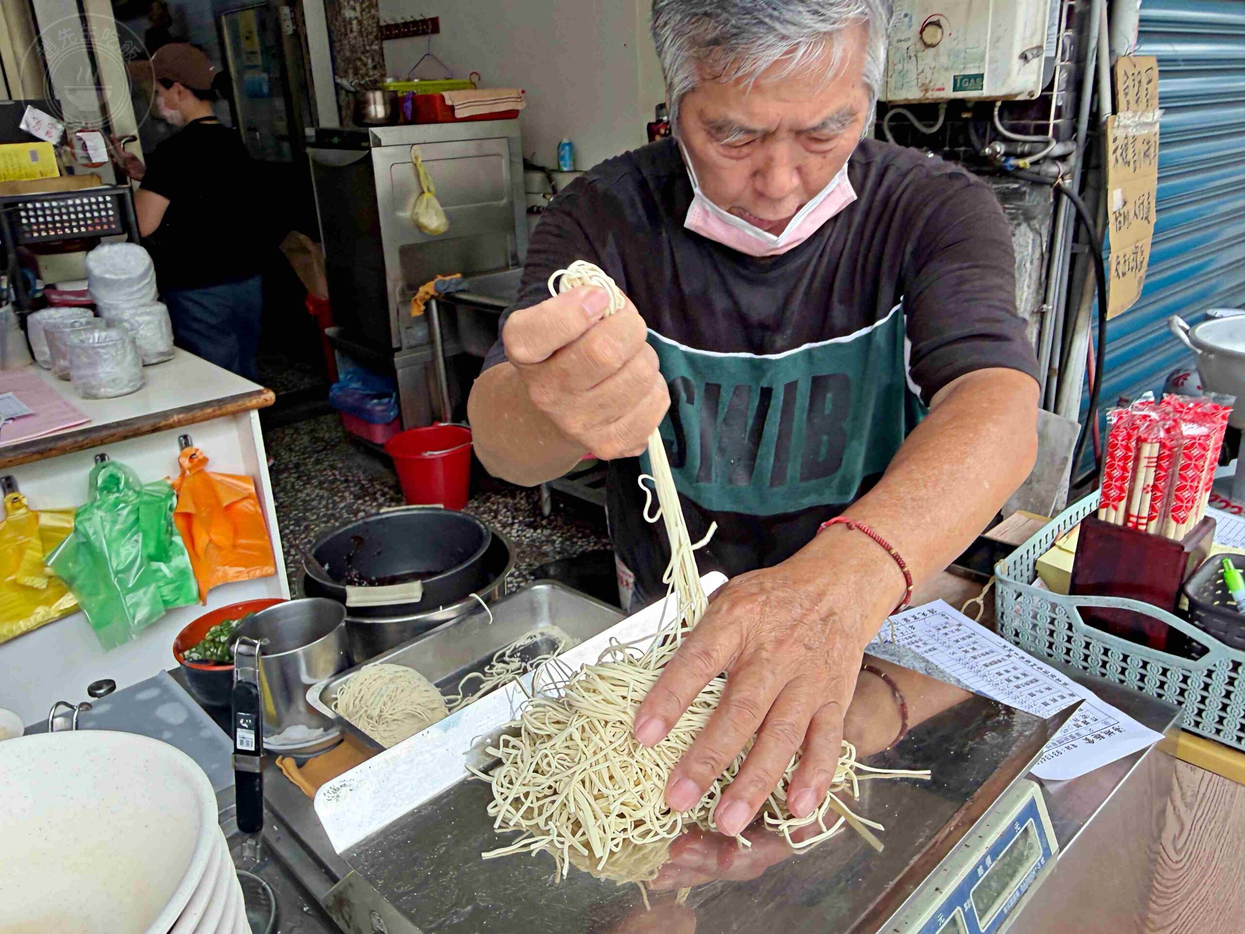 【宜蘭美食】湯城麵食,宜蘭炸醬麵四天王必吃推薦隱藏版雙醬麵、現包餛飩(菜單) @趙先生吃飯 【宜蘭美食】湯城麵食,宜蘭炸醬麵四天王必吃推薦隱藏版雙醬麵、現包餛飩(菜單) @趙先生吃飯