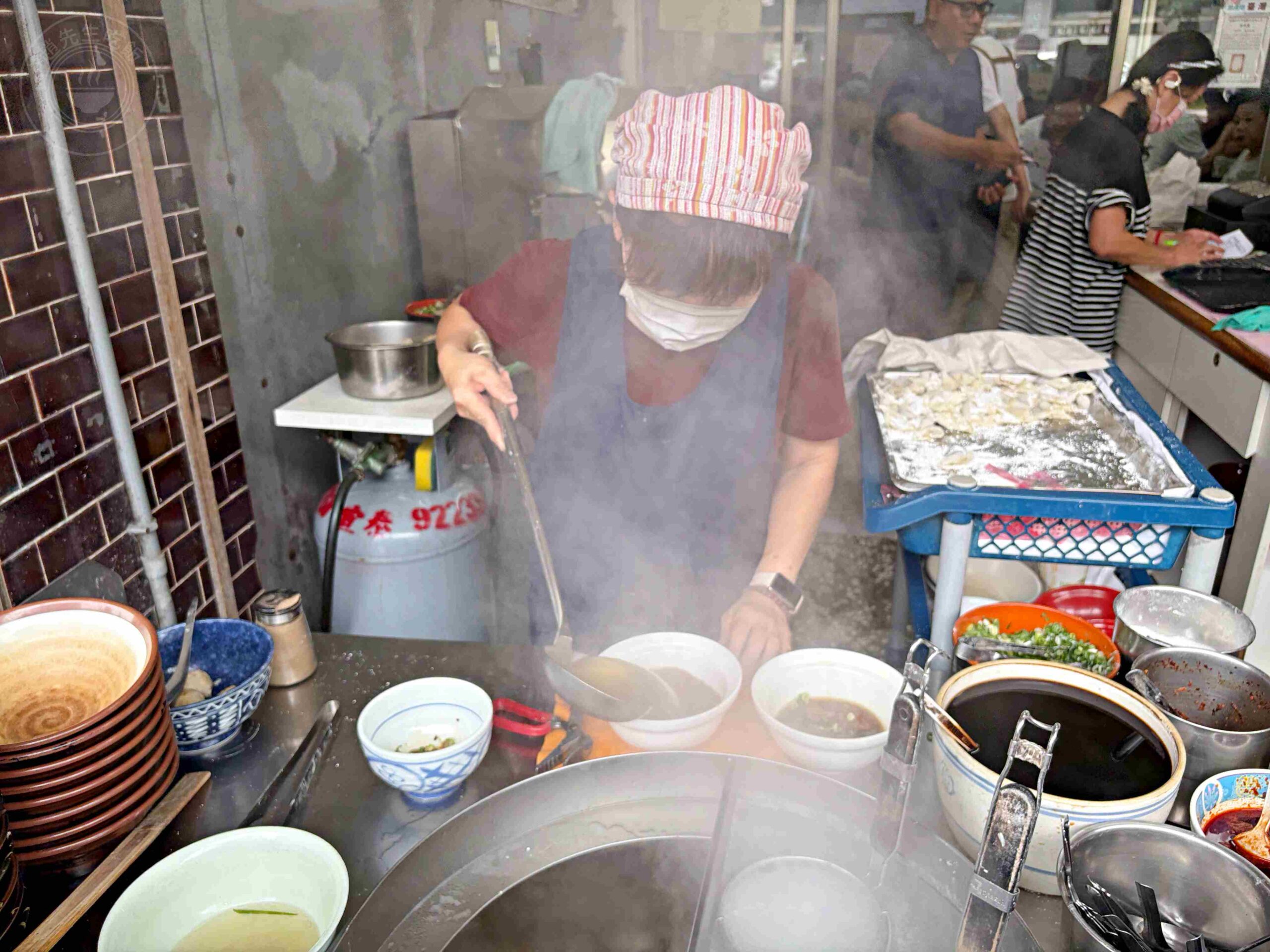 【宜蘭美食】湯城麵食,宜蘭炸醬麵四天王必吃推薦隱藏版雙醬麵、現包餛飩(菜單) @趙先生吃飯 【宜蘭美食】湯城麵食,宜蘭炸醬麵四天王必吃推薦隱藏版雙醬麵、現包餛飩(菜單) @趙先生吃飯