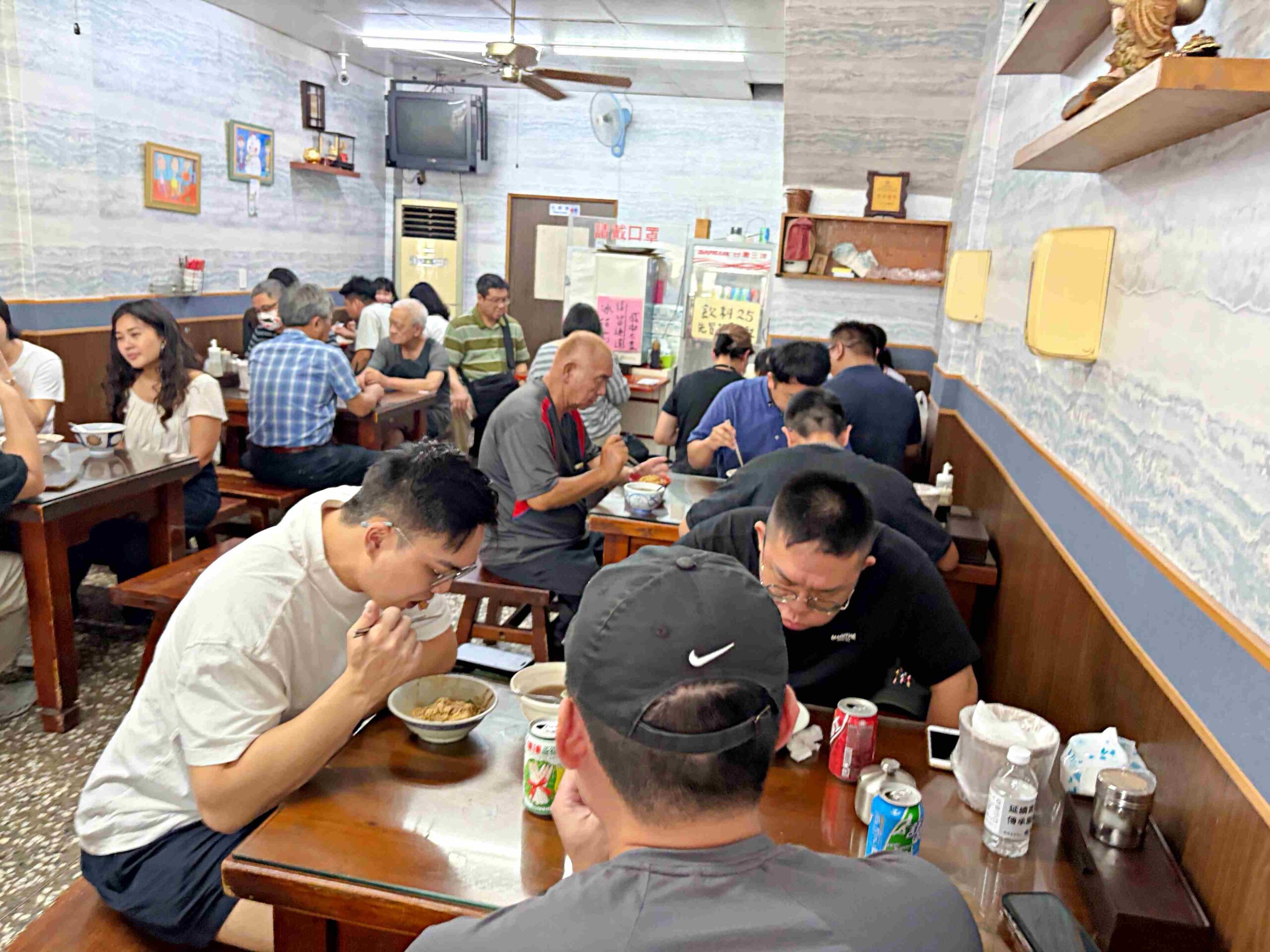 【宜蘭美食】湯城麵食,宜蘭炸醬麵四天王必吃推薦隱藏版雙醬麵、現包餛飩(菜單) @趙先生吃飯 【宜蘭美食】湯城麵食,宜蘭炸醬麵四天王必吃推薦隱藏版雙醬麵、現包餛飩(菜單) @趙先生吃飯
