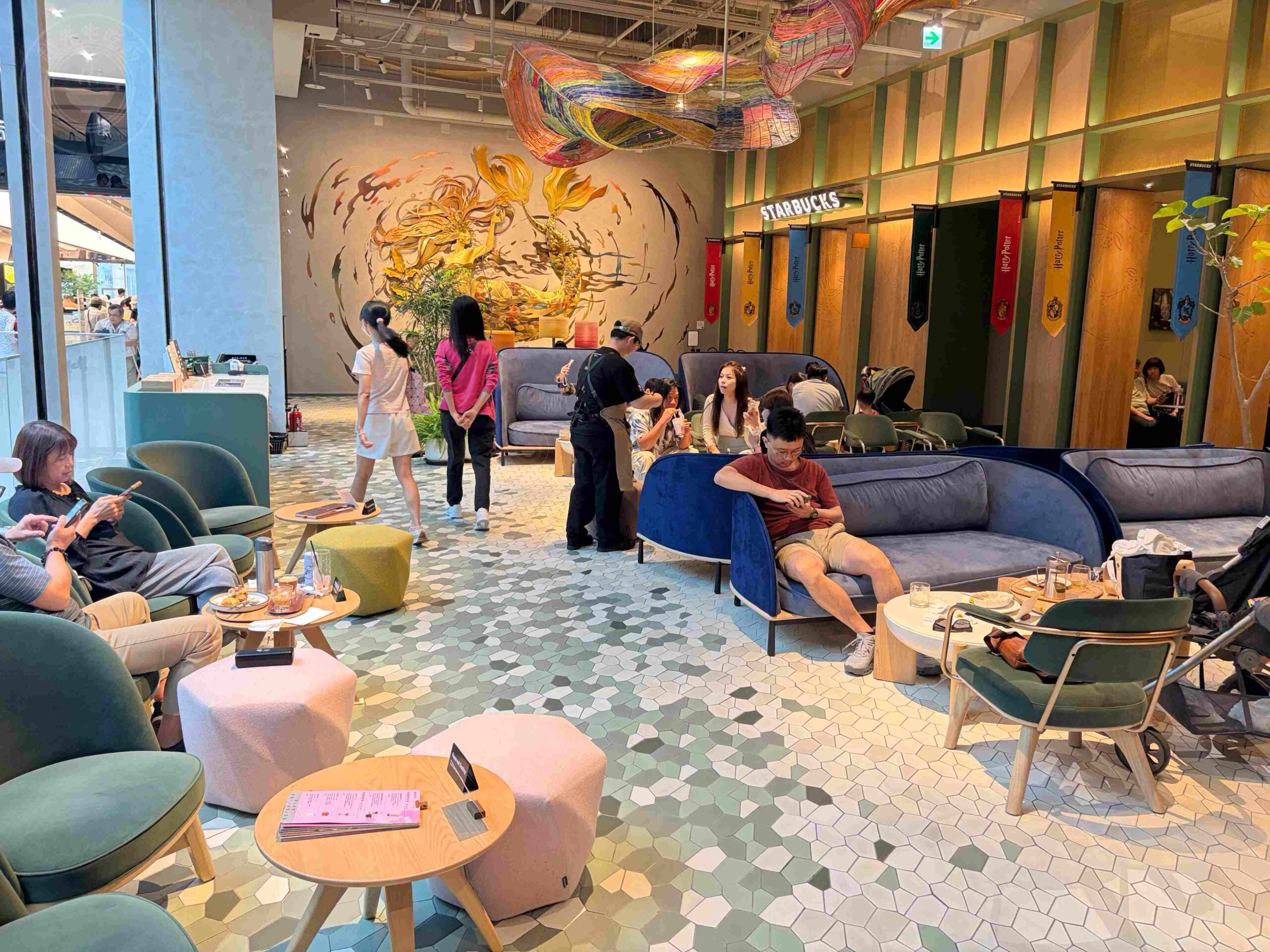 【信義區美食】星巴克典藏 DREAM PLAZA，有101景觀、最美不限時咖啡廳推薦 @趙先生吃飯