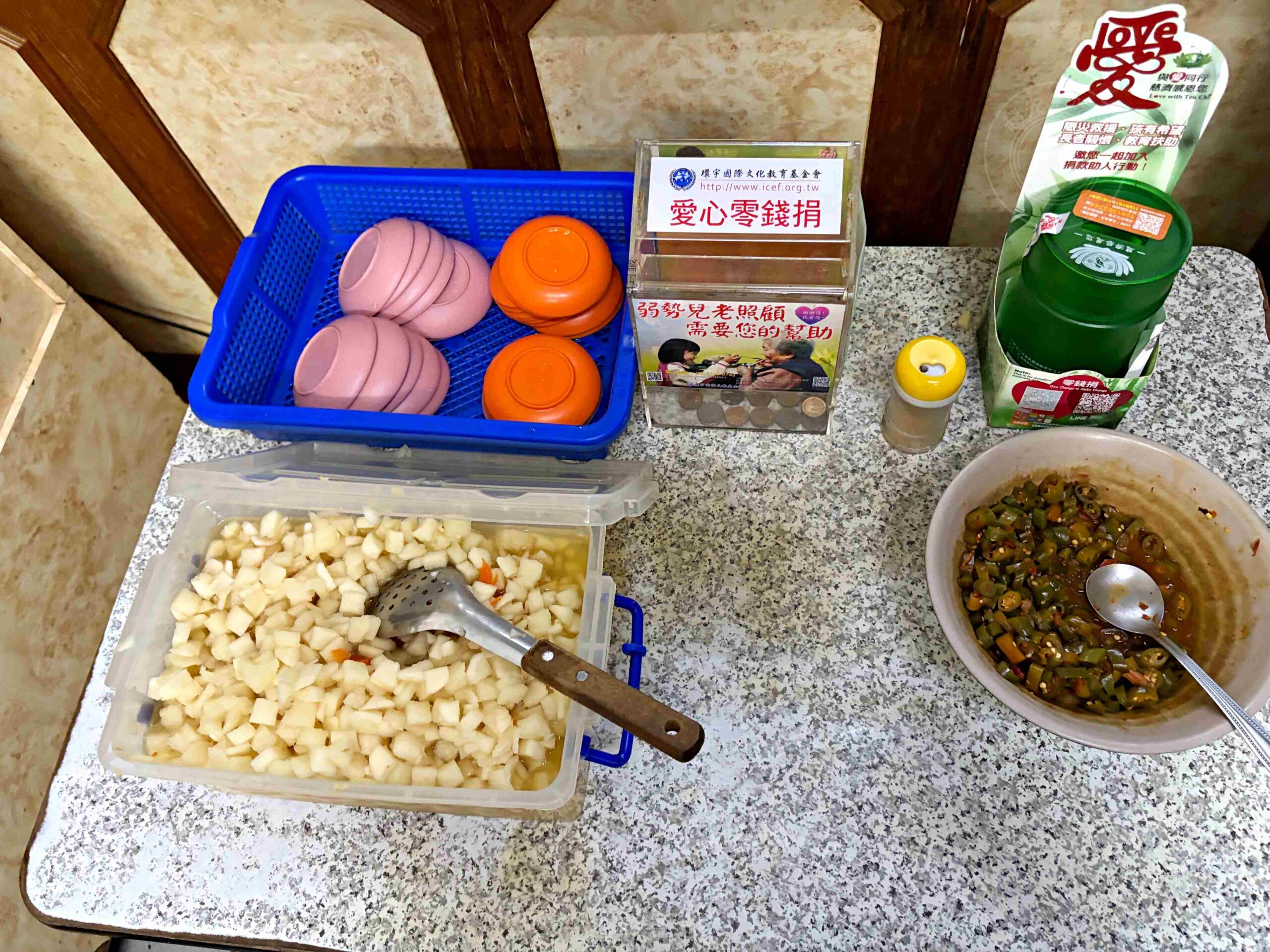 【彰化美食】聞香牛肉麵，湯麵無限續加吃到飽推薦(菜單) @趙先生吃飯