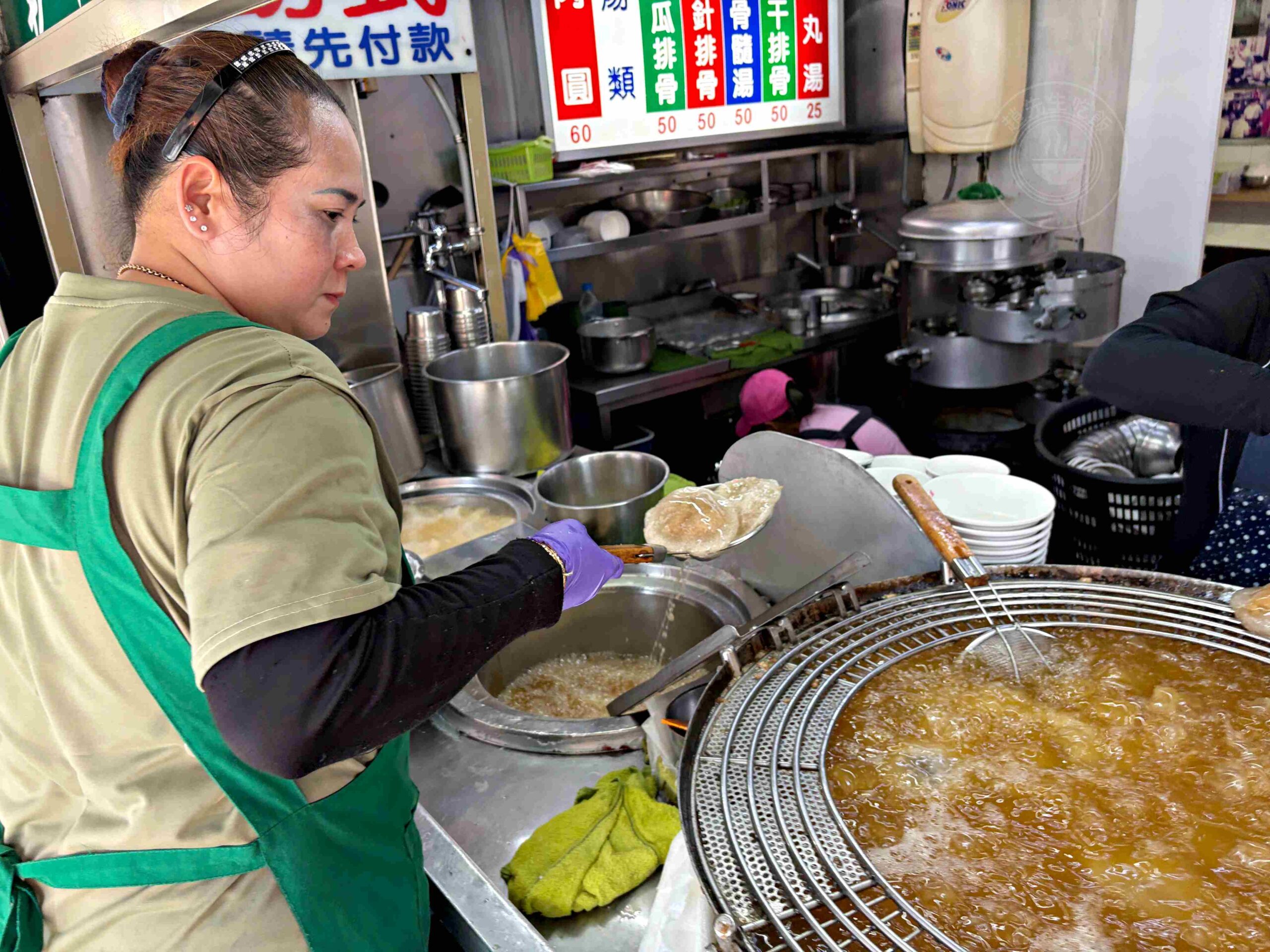 【彰化美食】彰化老担阿璋肉圓，五十年的傳統油泡Q彈味道推薦(菜單) @趙先生吃飯