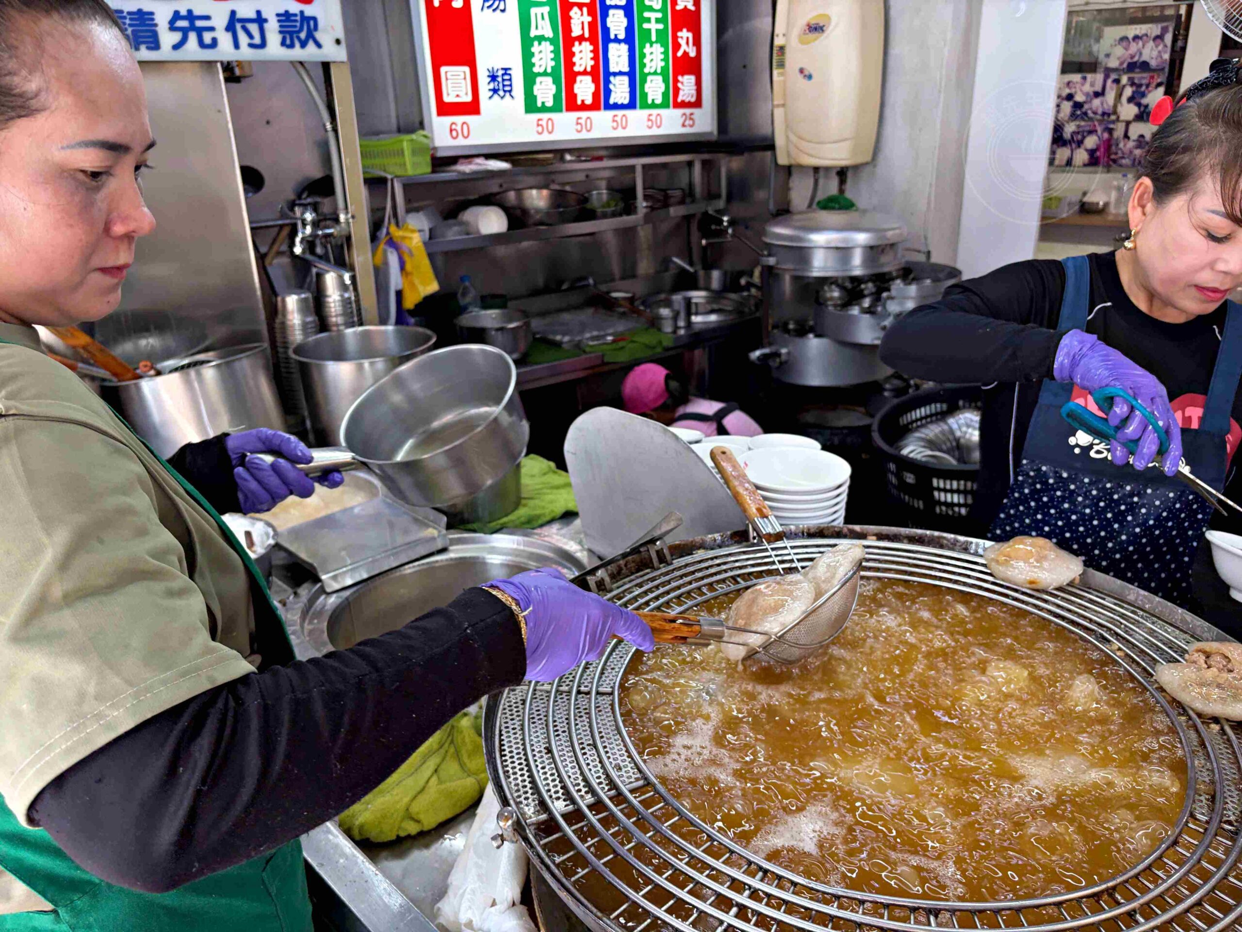 【彰化美食】彰化老担阿璋肉圓，五十年的傳統油泡Q彈味道推薦(菜單) @趙先生吃飯