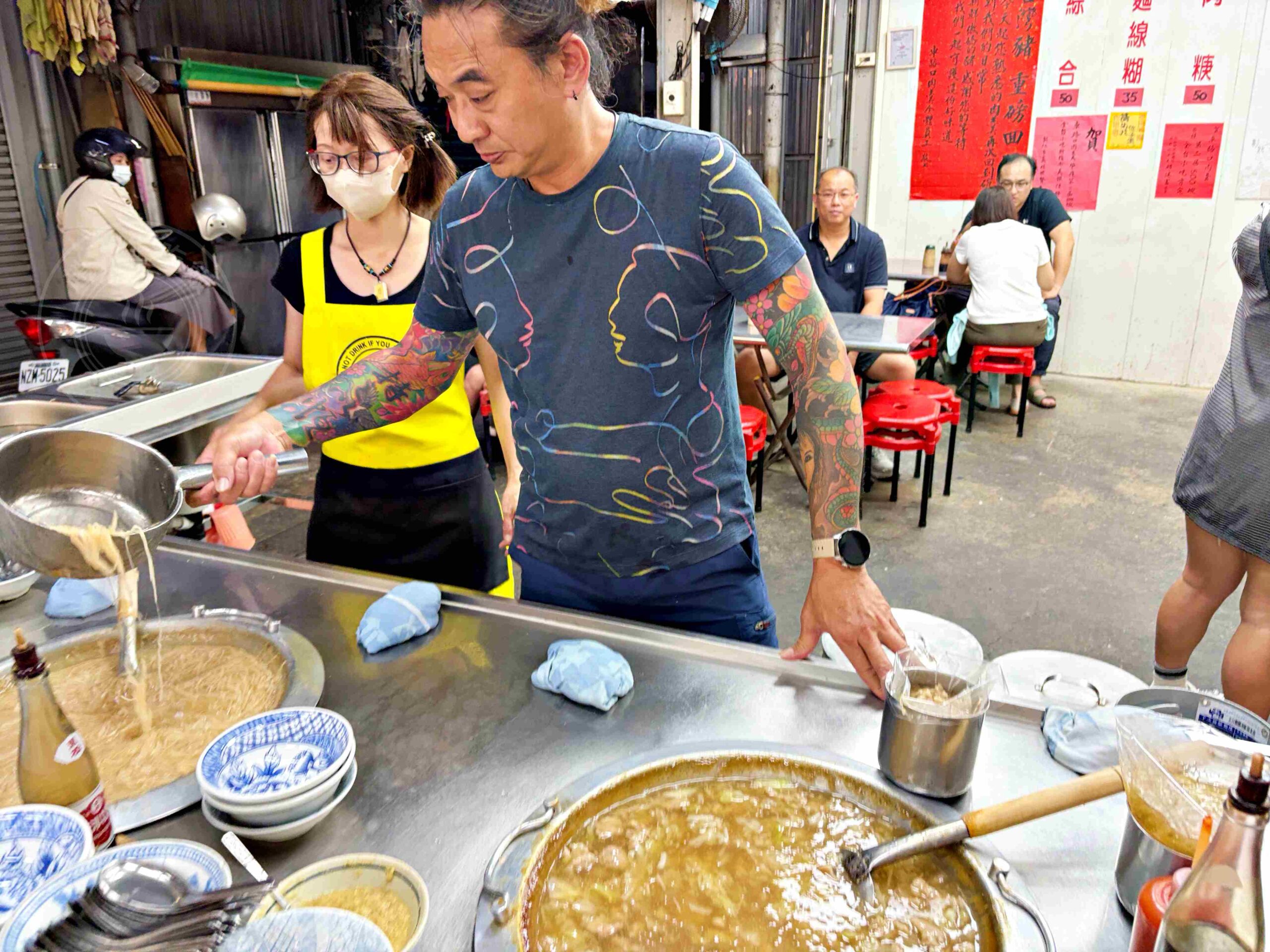 【彰化美食】車路口肉羹，傳承60年，在地人、500碗都推薦的古早味推薦(菜單) @趙先生吃飯