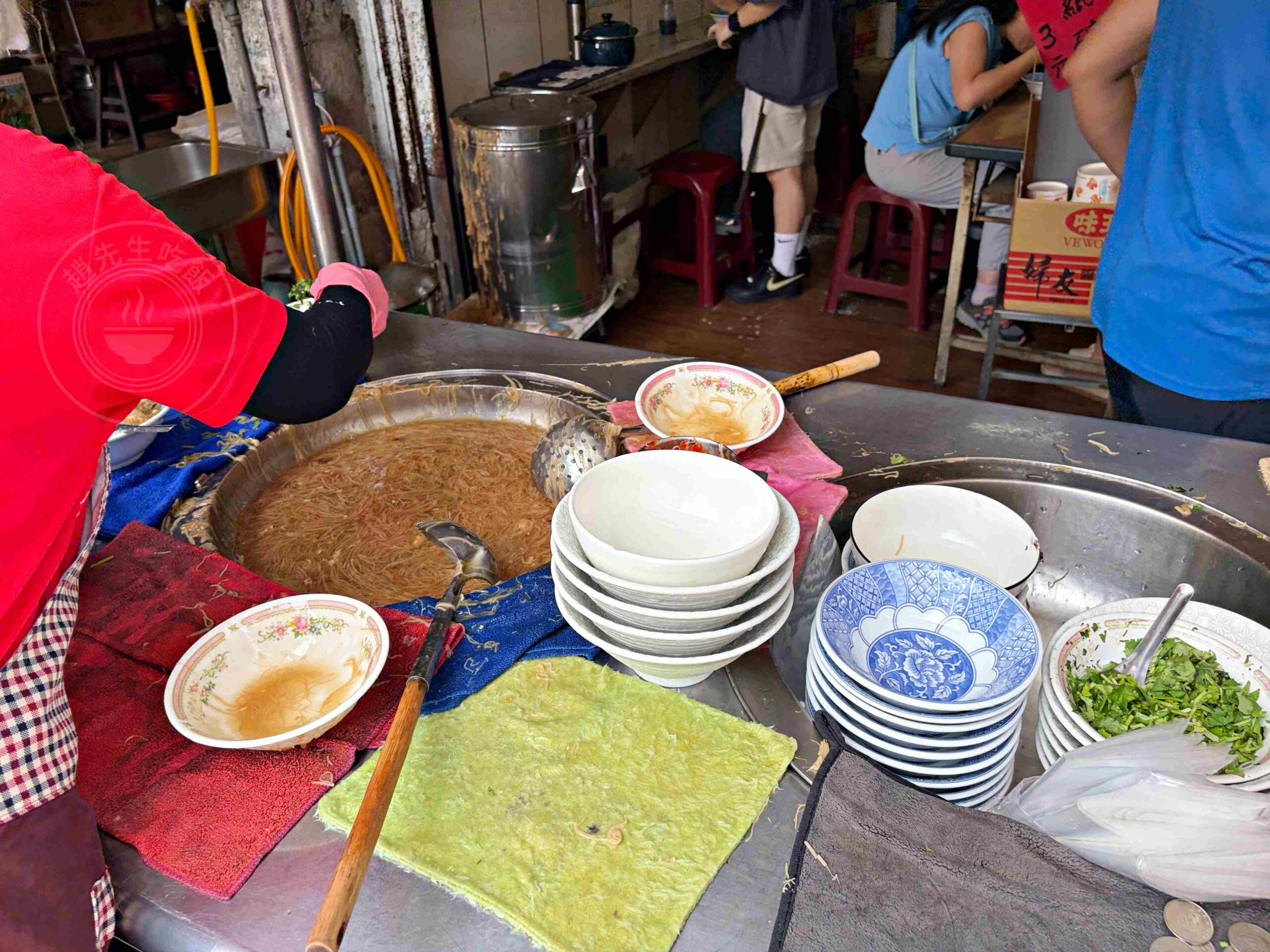 【彰化鹿港美食】蚯蚓龍山麵線糊，第一市場旁500碗麵線老店推薦(菜單) @趙先生吃飯